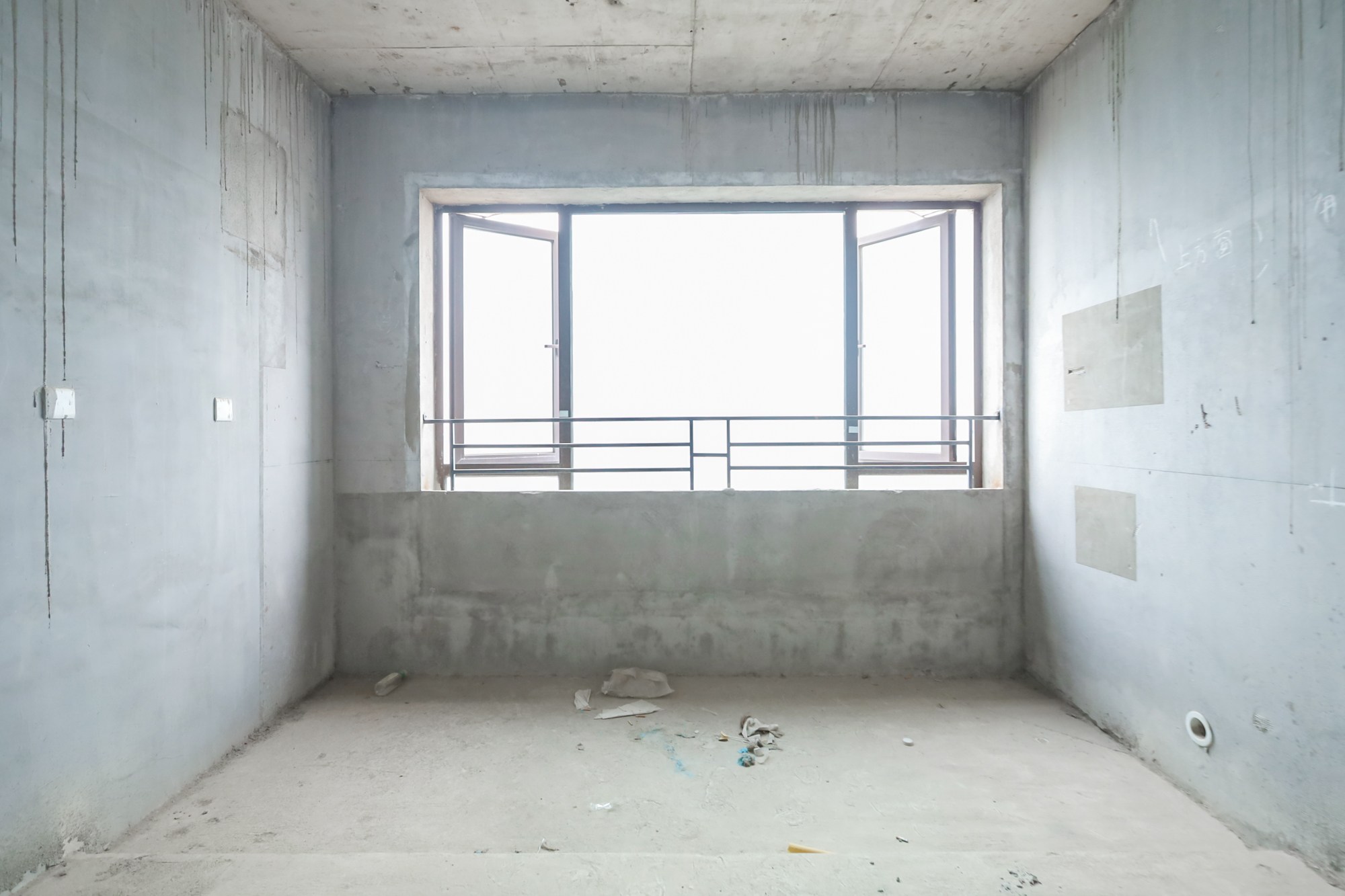 保利西海岸A区 4室2厅2卫 198.0万 保利西海岸A区 4室2厅2卫 198.0万卧室