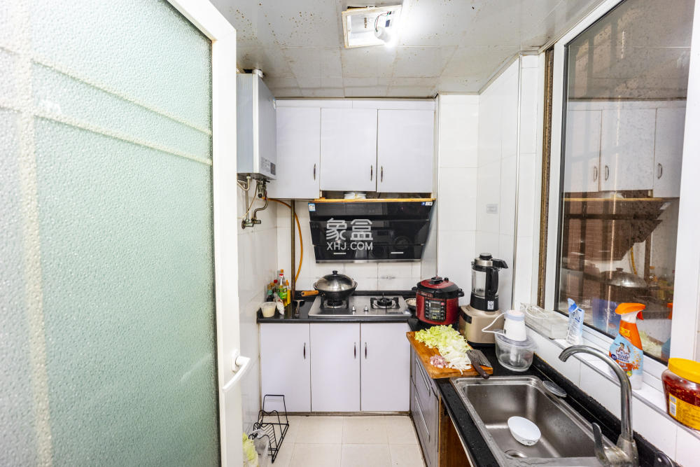 巧克力空間（建鴻達現(xiàn)代大廈）  2室2廳1衛(wèi)   62.80萬