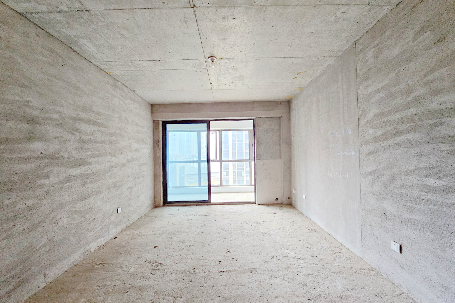 明昇壹城(明昇时代广场)二期  3室2厅2卫    145.0万 明昇壹城(明昇时代广场)二期  3室2厅2卫    145.0万客厅