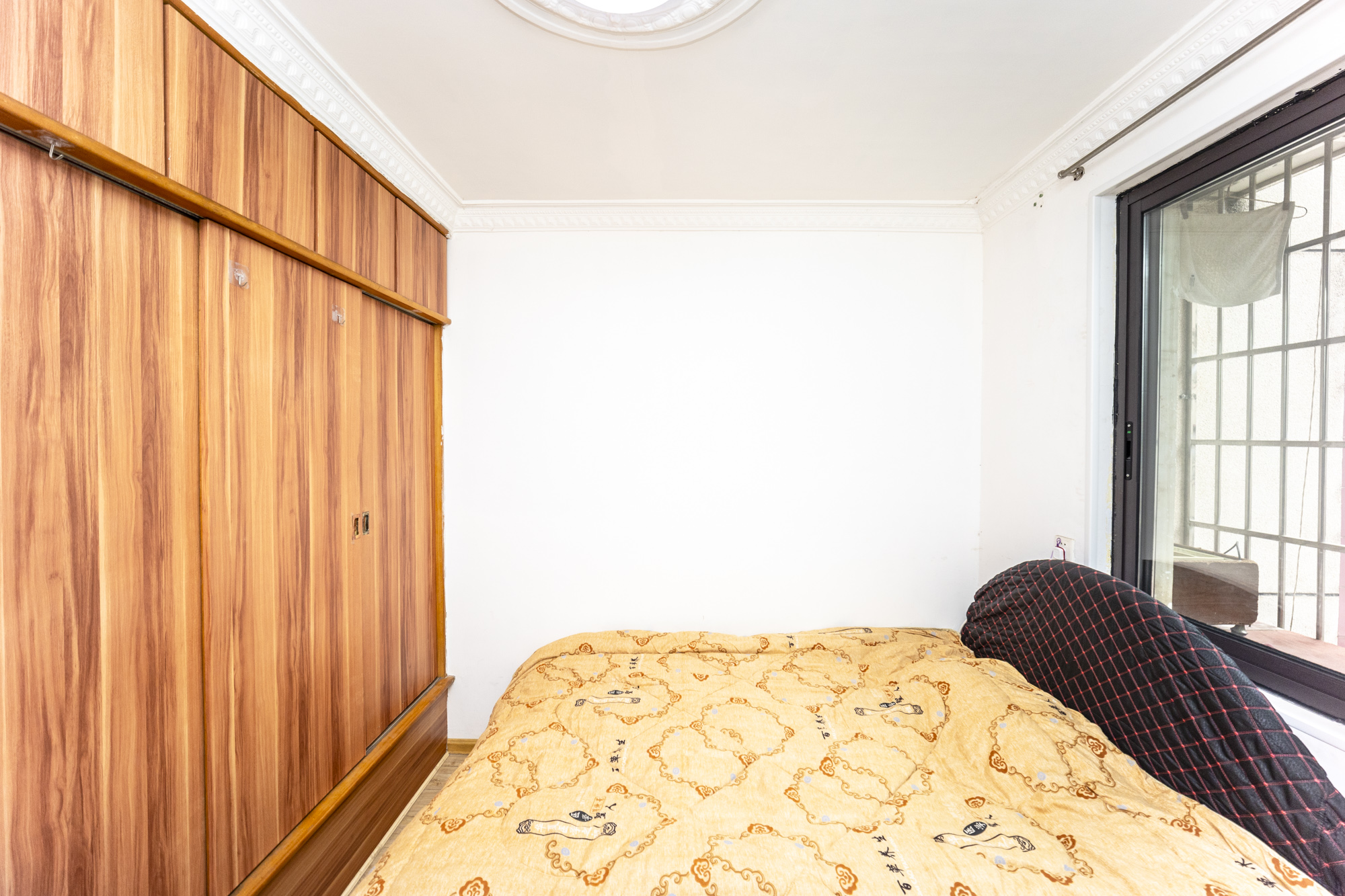 南建公寓  2室1厅1卫    52.0万 南建公寓  2室1厅1卫    52.0万卧室