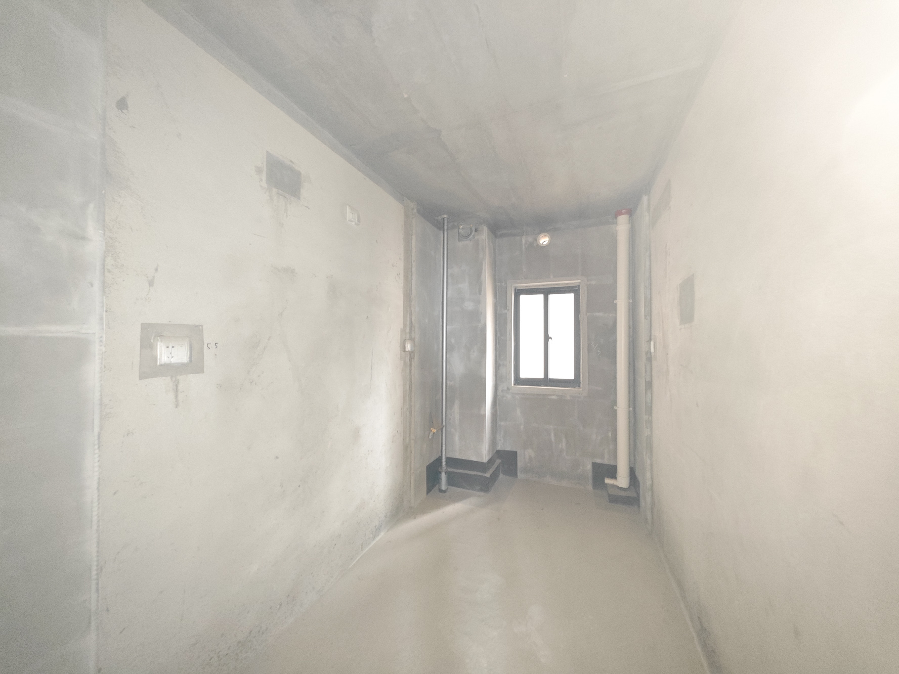 中建嘉和城  4室2厅2卫   118.00万厨房