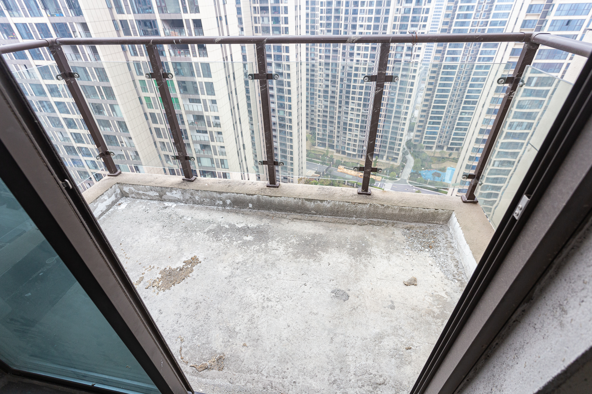 润和湘江天地AB区  4室2厅2卫    207.5万 润和湘江天地AB区  4室2厅2卫    207.5万阳台