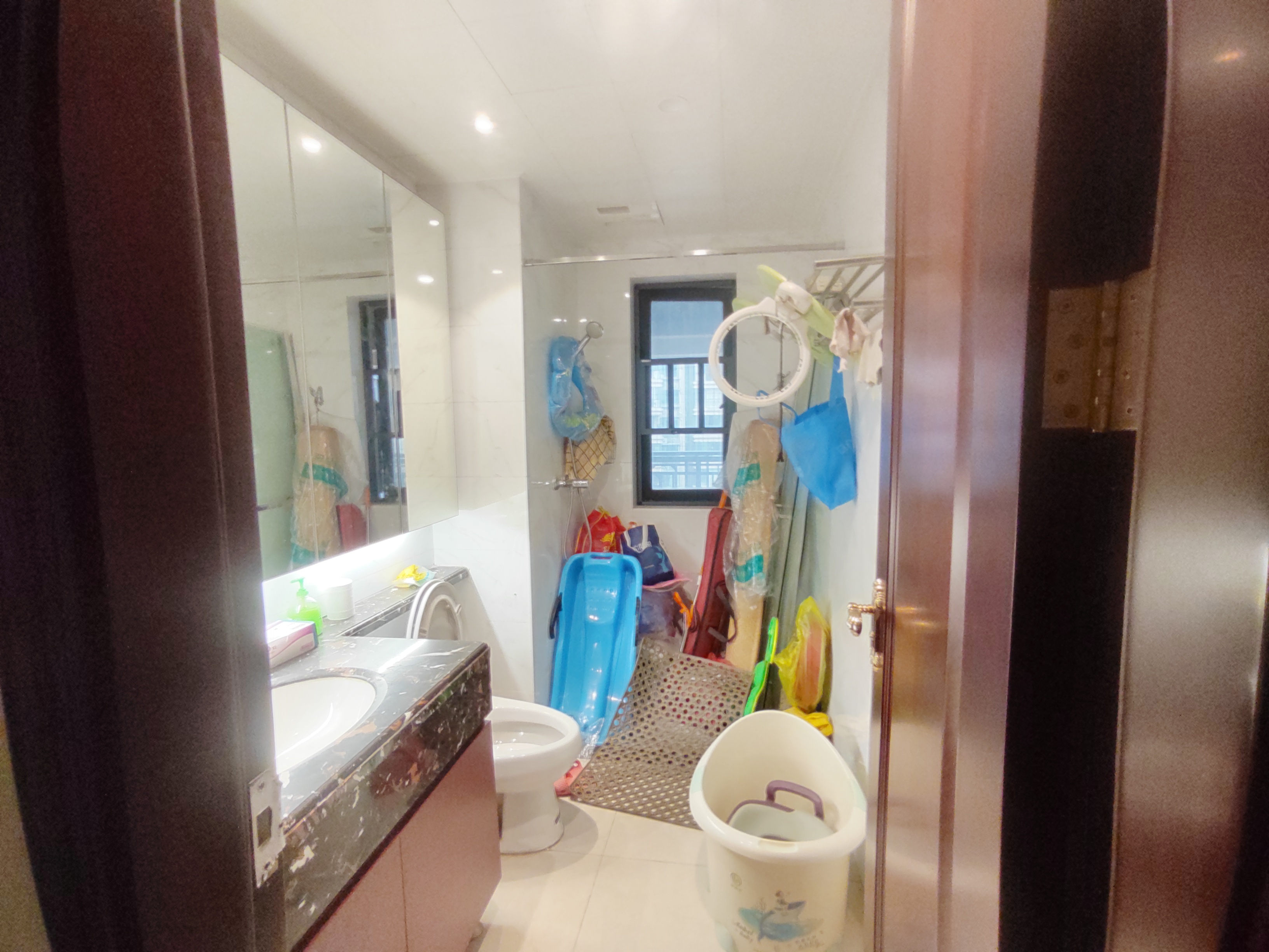 恒大华府 3室2厅2卫 77.7万 恒大华府 3室2厅2卫 77.7万室内图