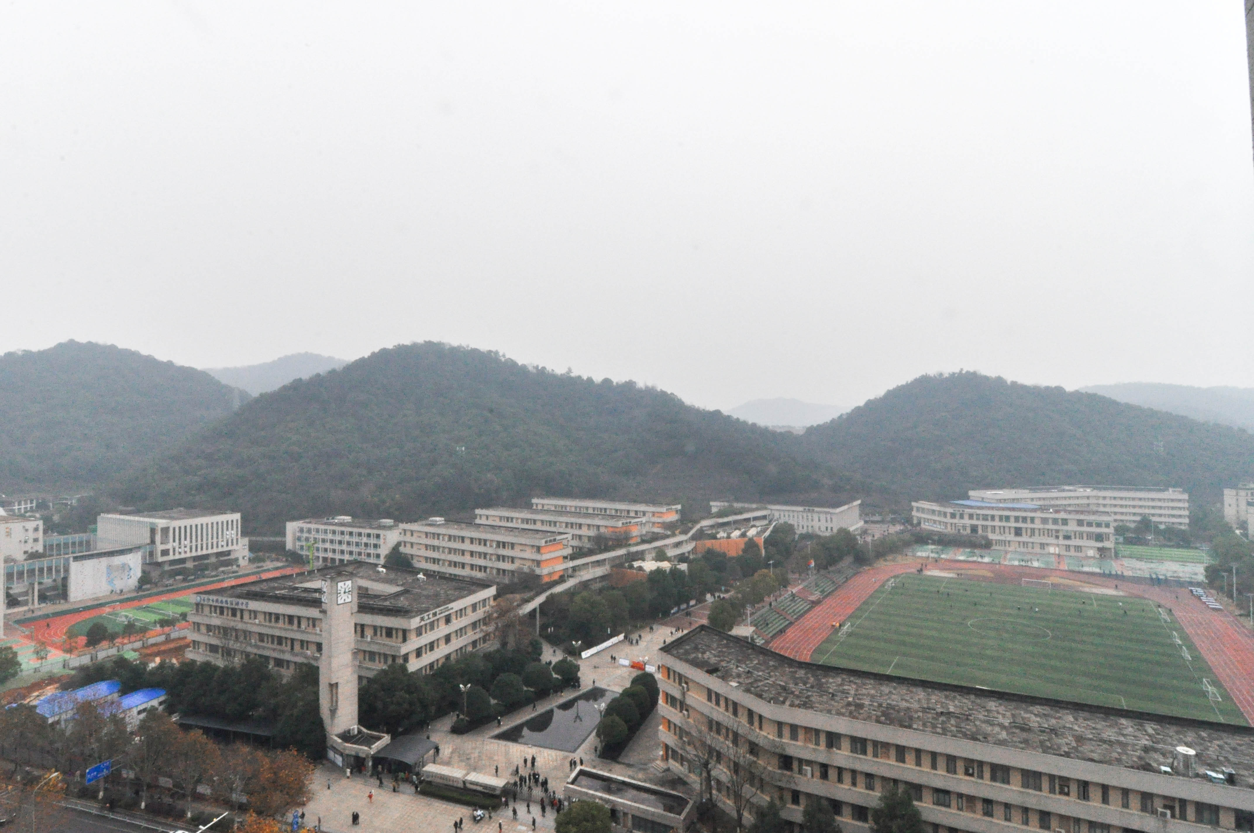 佳兆业云顶梅溪湖（佳兆业梅溪荟）  4室2厅2卫   260.00万其他