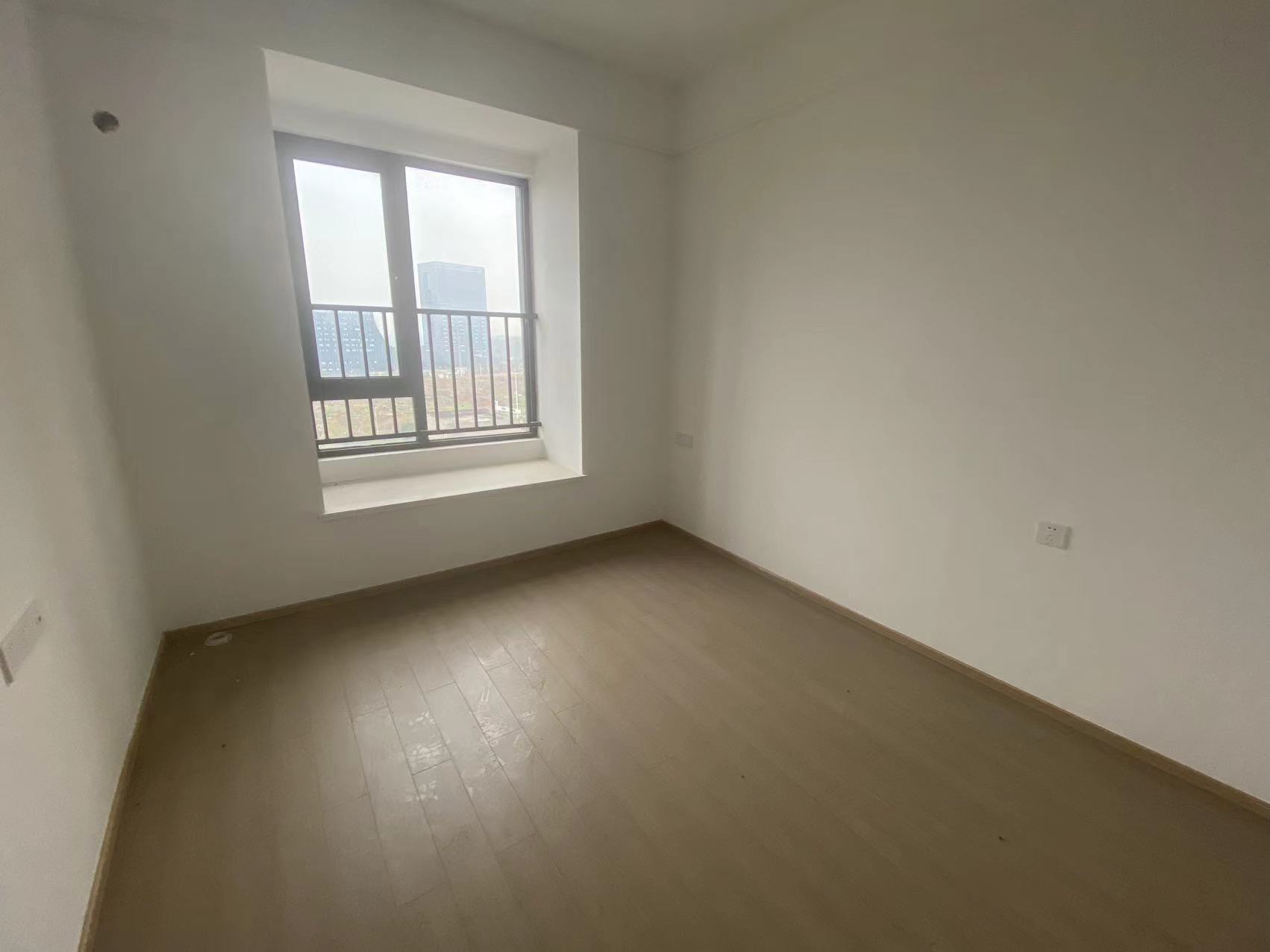 金茂如茂苑 4室2厅2卫 95.0万 金茂如茂苑 4室2厅2卫 95.0万室内图