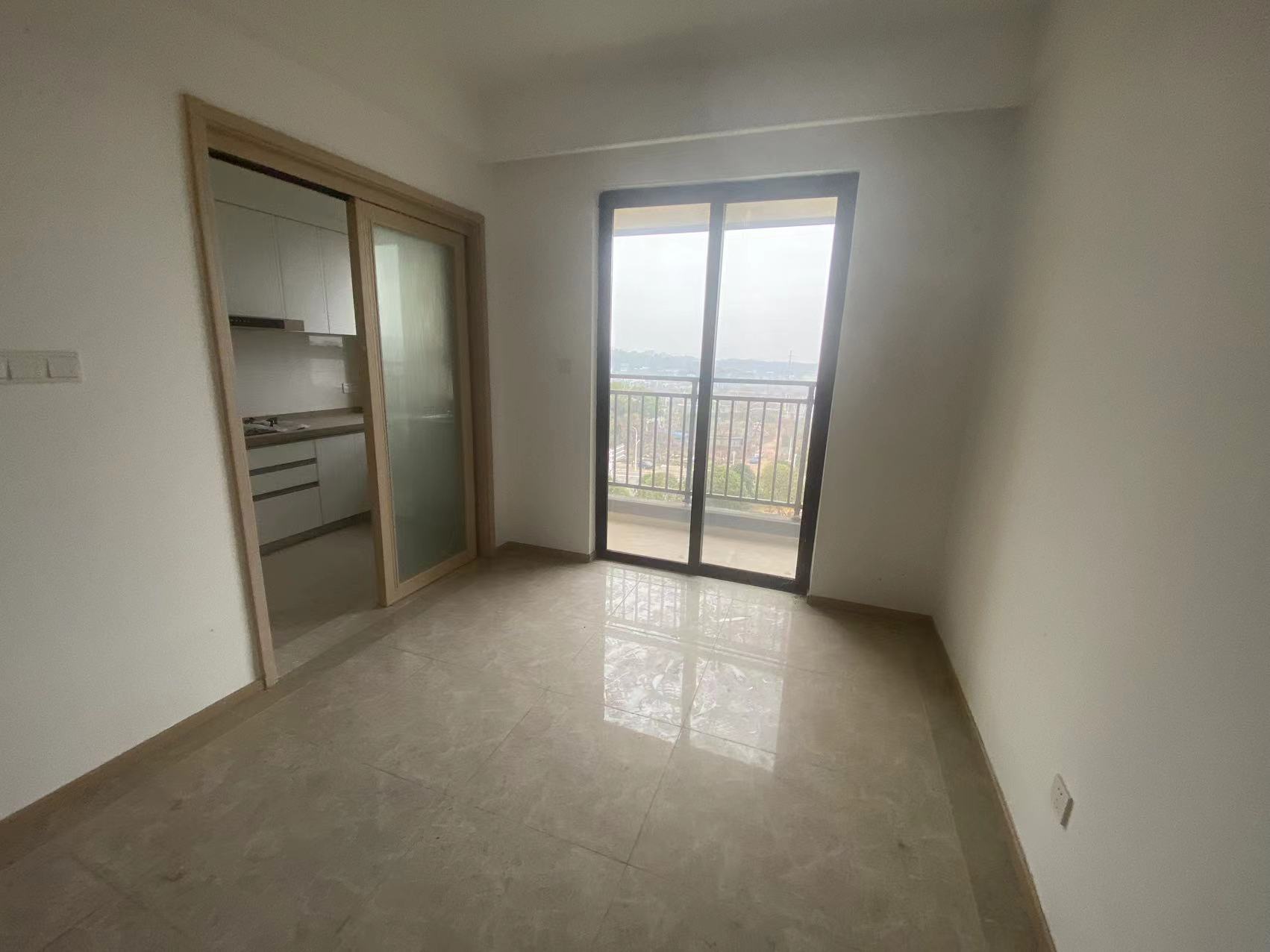 金茂如茂苑 4室2厅2卫 95.0万 金茂如茂苑 4室2厅2卫 95.0万室内图