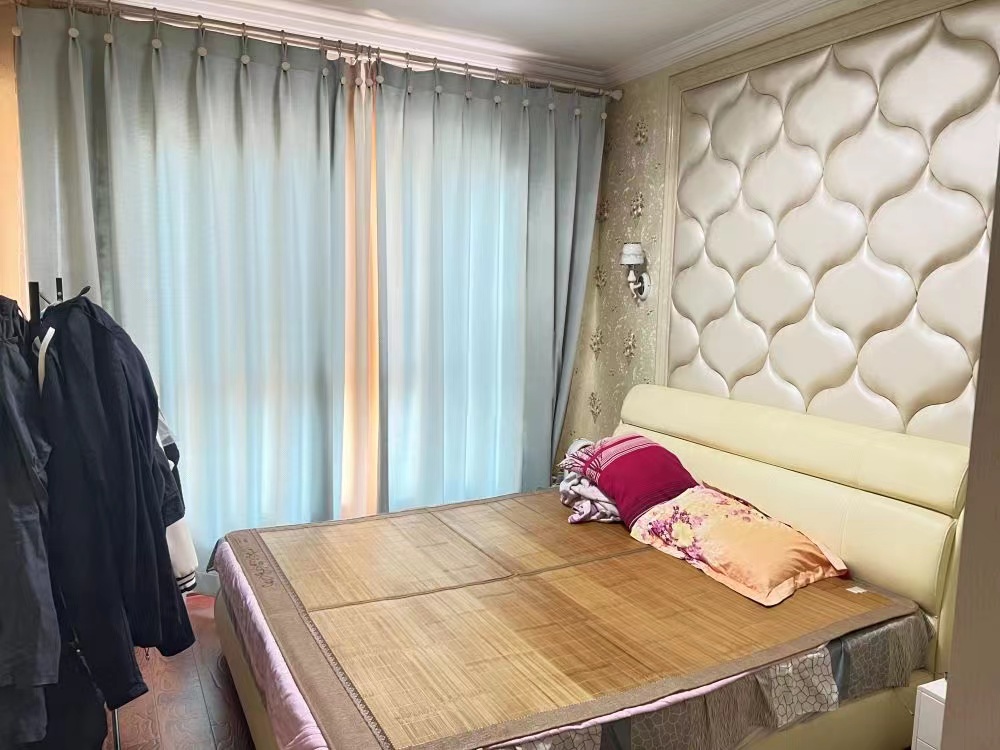 佳兆业金域天下二期 4室2厅2卫 110.0万 佳兆业金域天下二期 4室2厅2卫 110.0万室内图