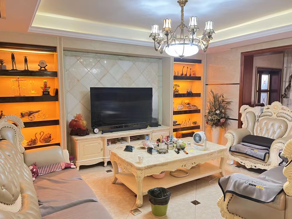 佳兆业金域天下二期 4室2厅2卫 110.0万 佳兆业金域天下二期 4室2厅2卫 110.0万室内图