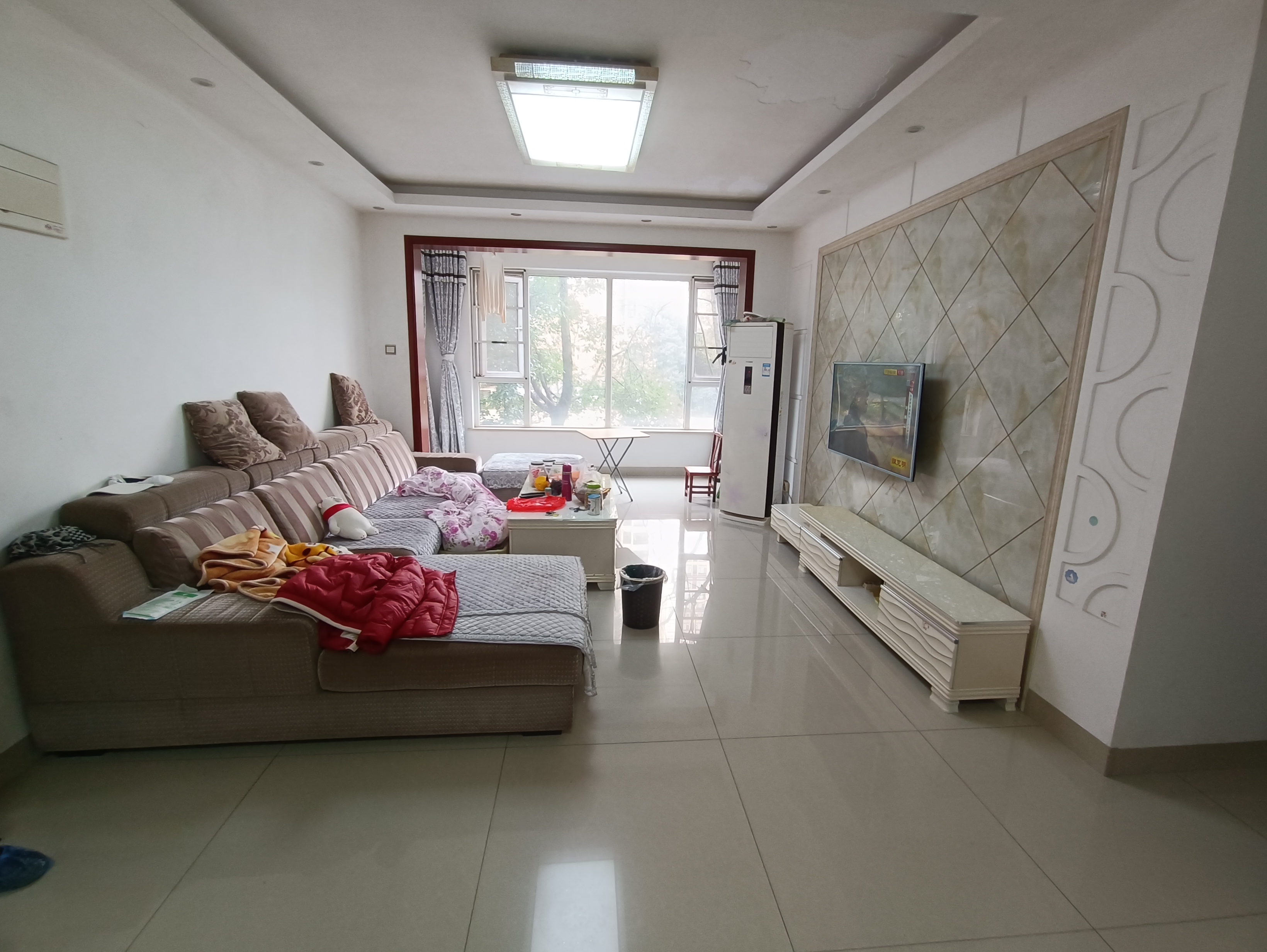 佳兆业金域天下三期 3室2厅2卫 68.00万 佳兆业金域天下三期 3室2厅2卫 68.00万室内图