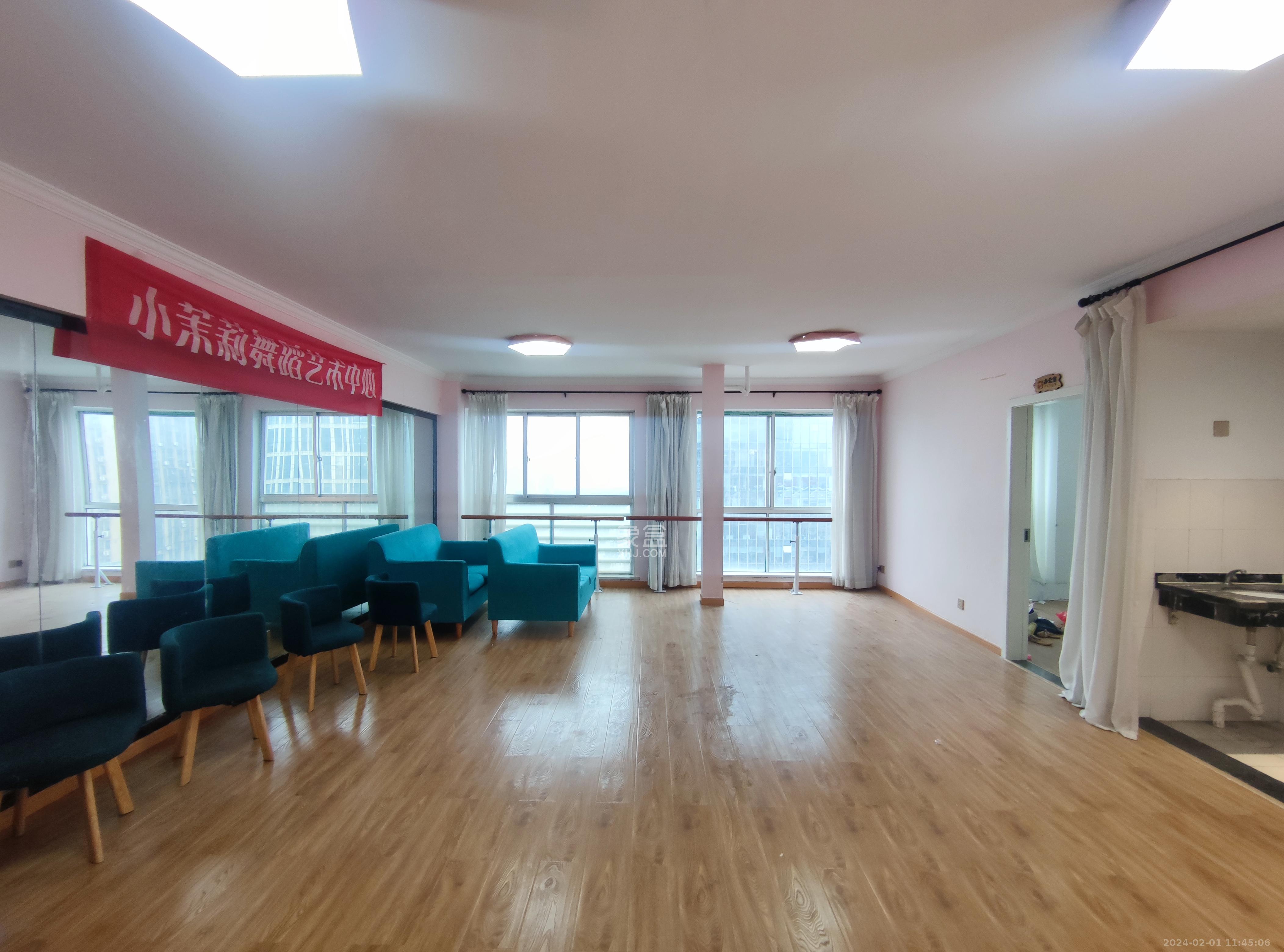 华菱新城地标  2室2厅1卫   2200.00元/月室内图