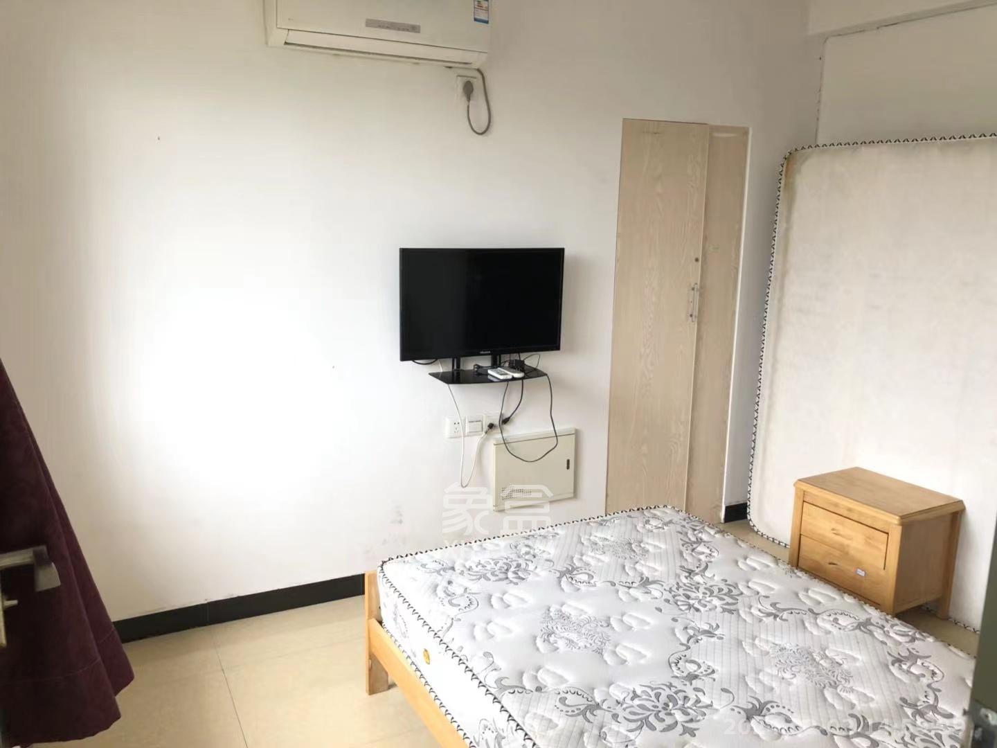 优山美地  1室1厅1卫   650.00元/月室内图
