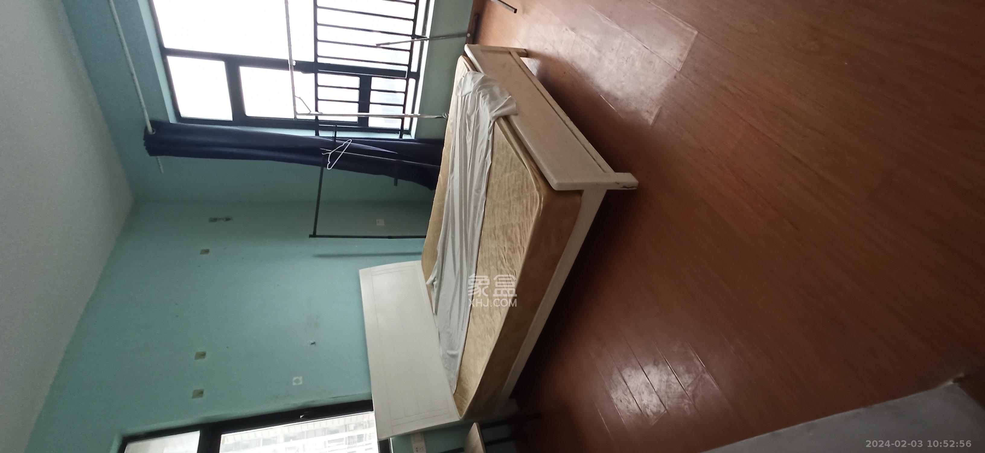 天元涉外景园B区  3室1厅1卫   2800.00元/月室内图1