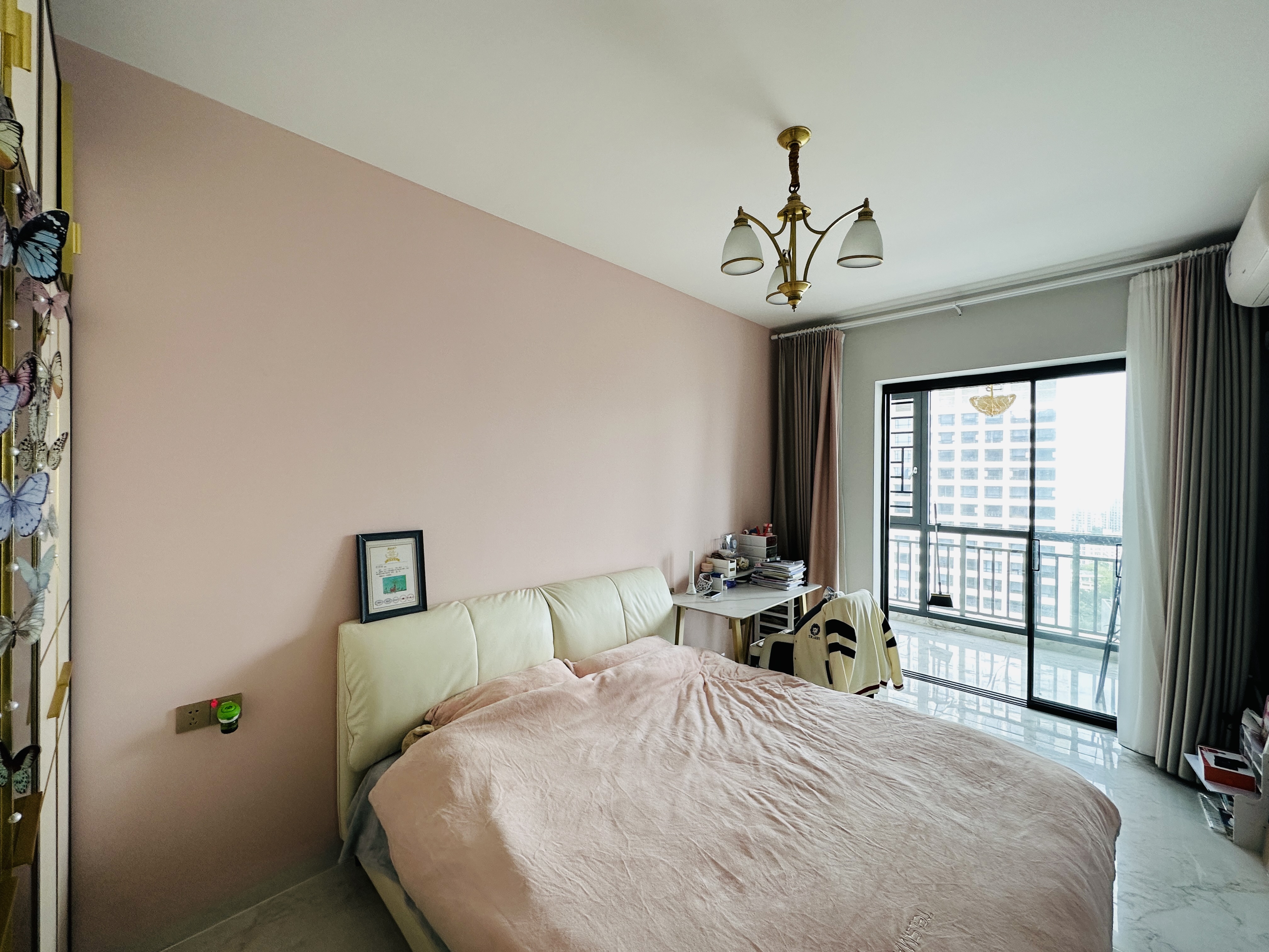 国贸城市花园 3室2厅2卫 270.0万 国贸城市花园 3室2厅2卫 270.0万卧室