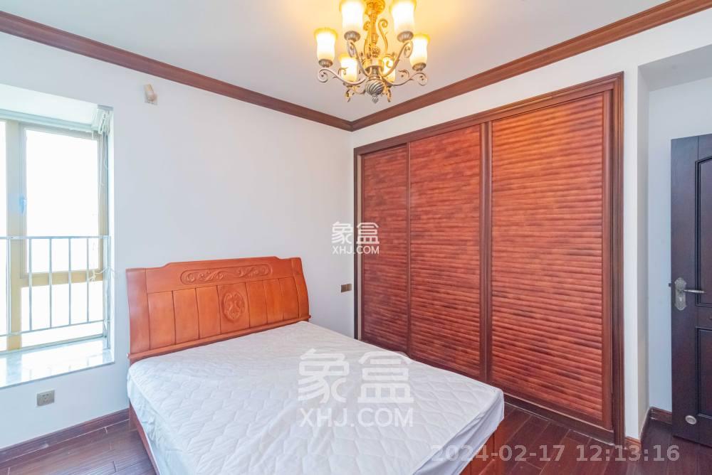 天健芙蓉盛世一期  3室2厅1卫   4600.00元/月室内图