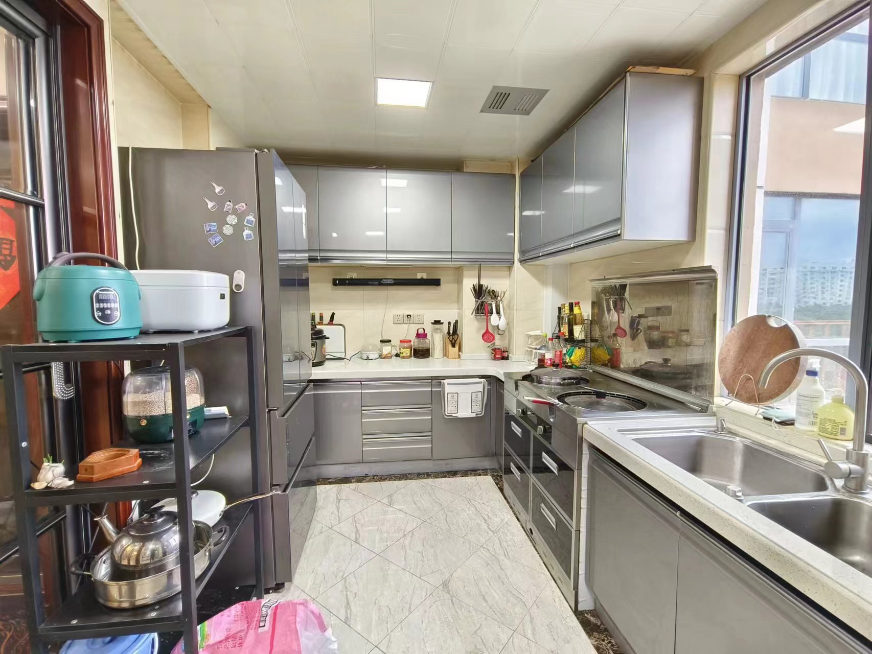 流金岁月-华晨国际 3室2厅2卫 86.0万 流金岁月-华晨国际 3室2厅2卫 86.0万室内图