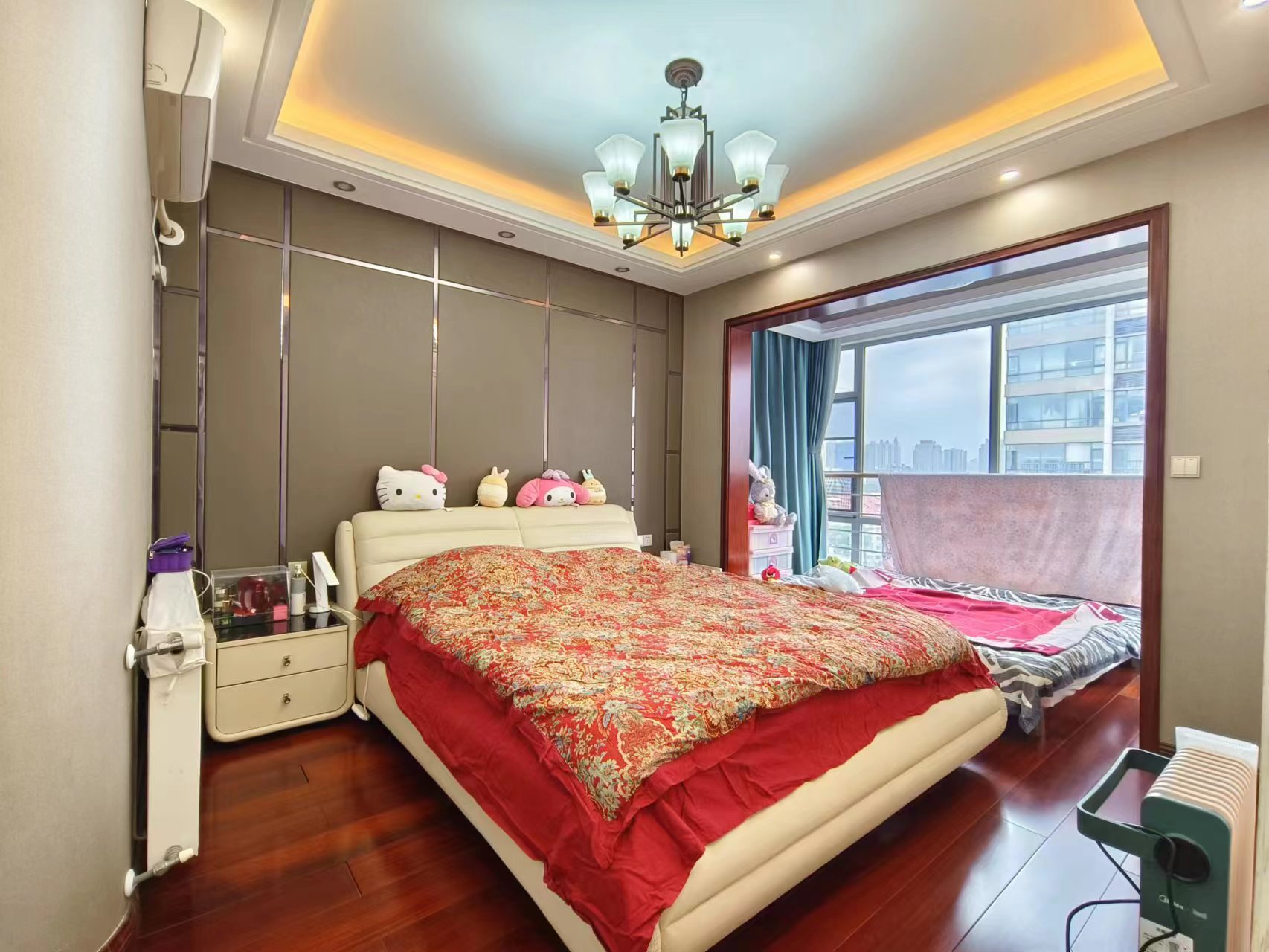 流金岁月-华晨国际 3室2厅2卫 86.0万 流金岁月-华晨国际 3室2厅2卫 86.0万室内图