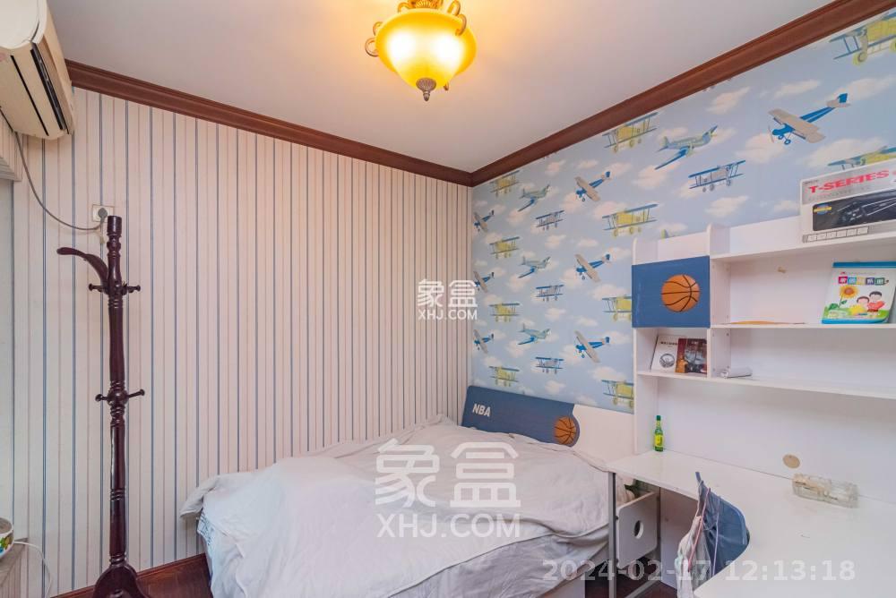 天健芙蓉盛世一期  3室2厅1卫   4600.00元/月室内图