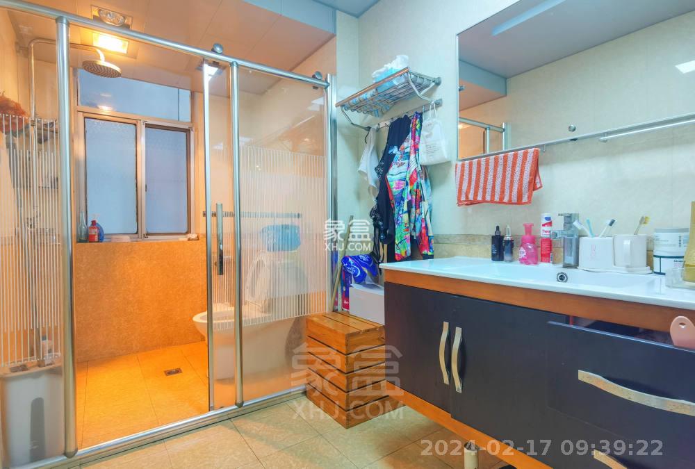 天顺楼  3室2厅2卫   2100.00元/月室内图