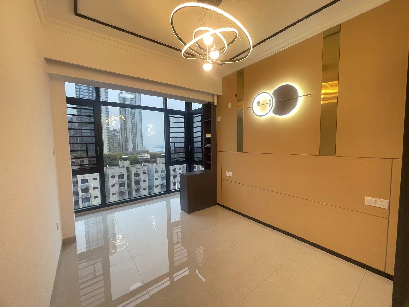 佳诚数码  1室1厅1卫    42.8万 佳诚数码  1室1厅1卫    42.8万室内图