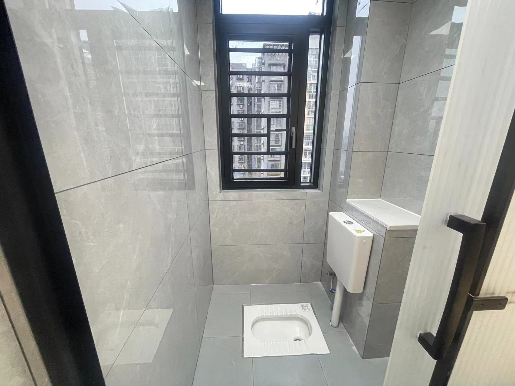 佳诚数码  1室1厅1卫    42.8万 佳诚数码  1室1厅1卫    42.8万室内图