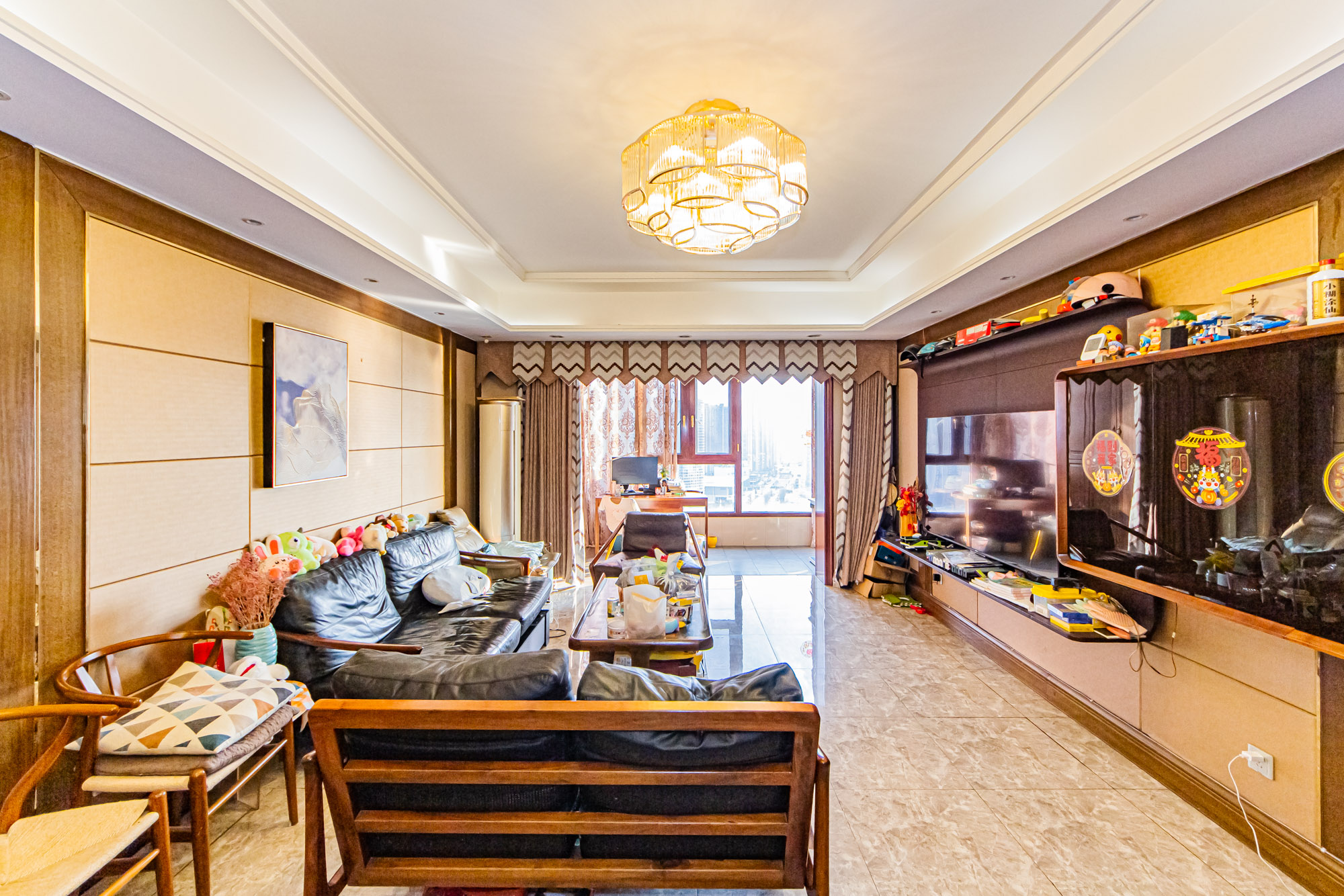 恒大御景半岛湘江苑(恒大御景半岛一期) 3室2厅2卫 168.0万 恒大御景半岛湘江苑(恒大御景半岛一期) 3室2厅2卫 168.0万客厅