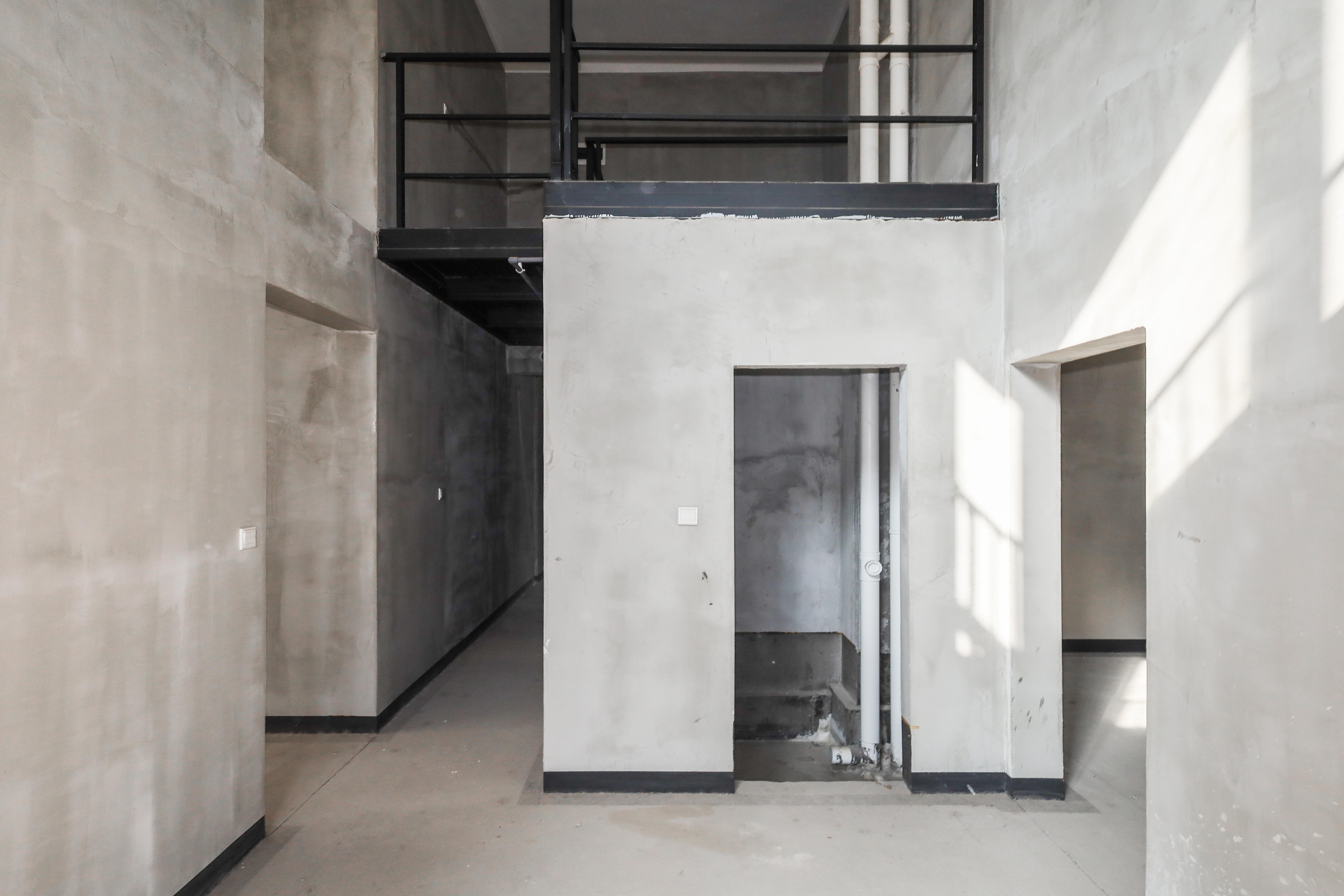 建发央著  4室2厅2卫   305.00万其他