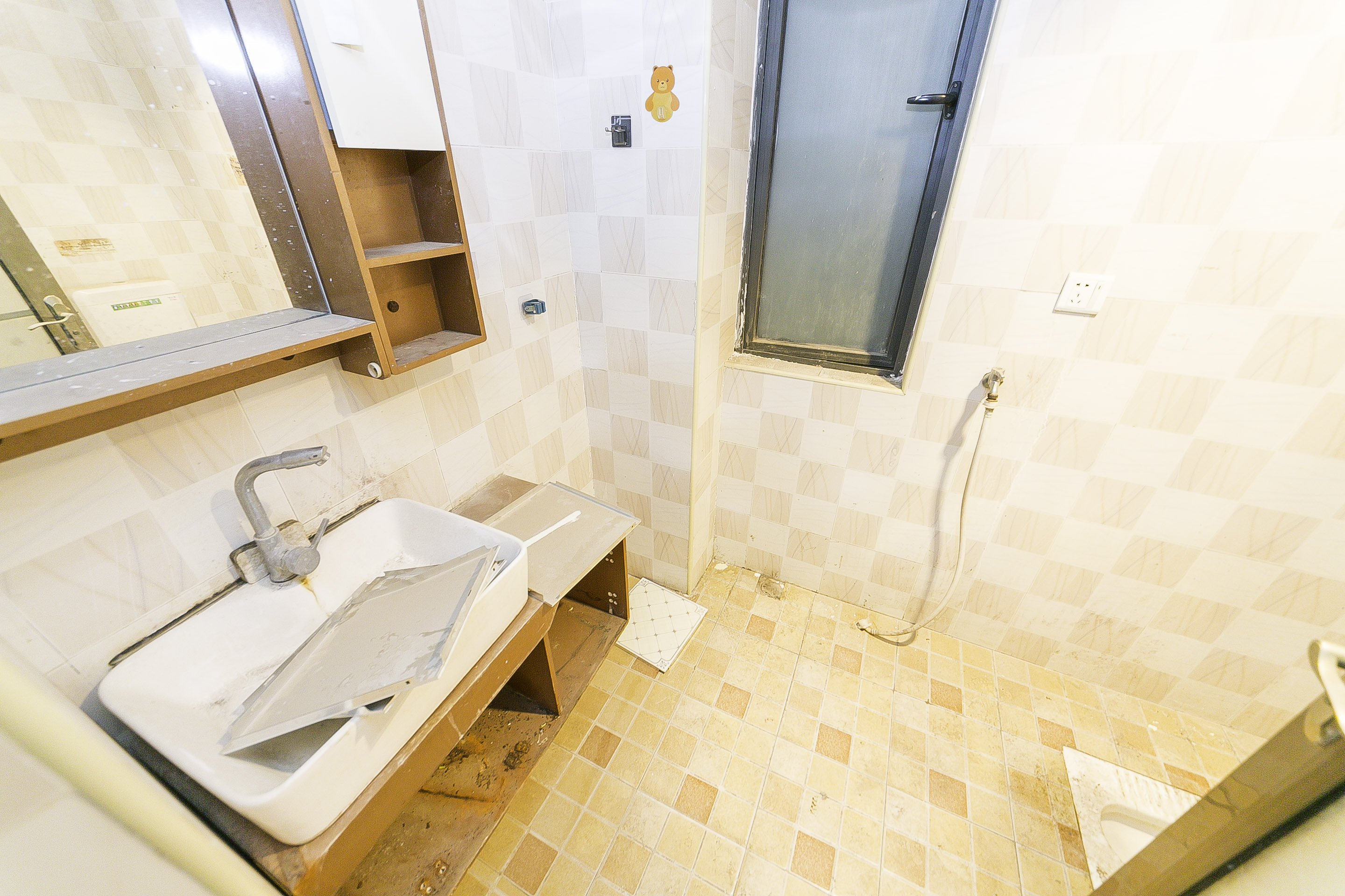 博林金谷  3室2厅2卫    139.8万卫生间