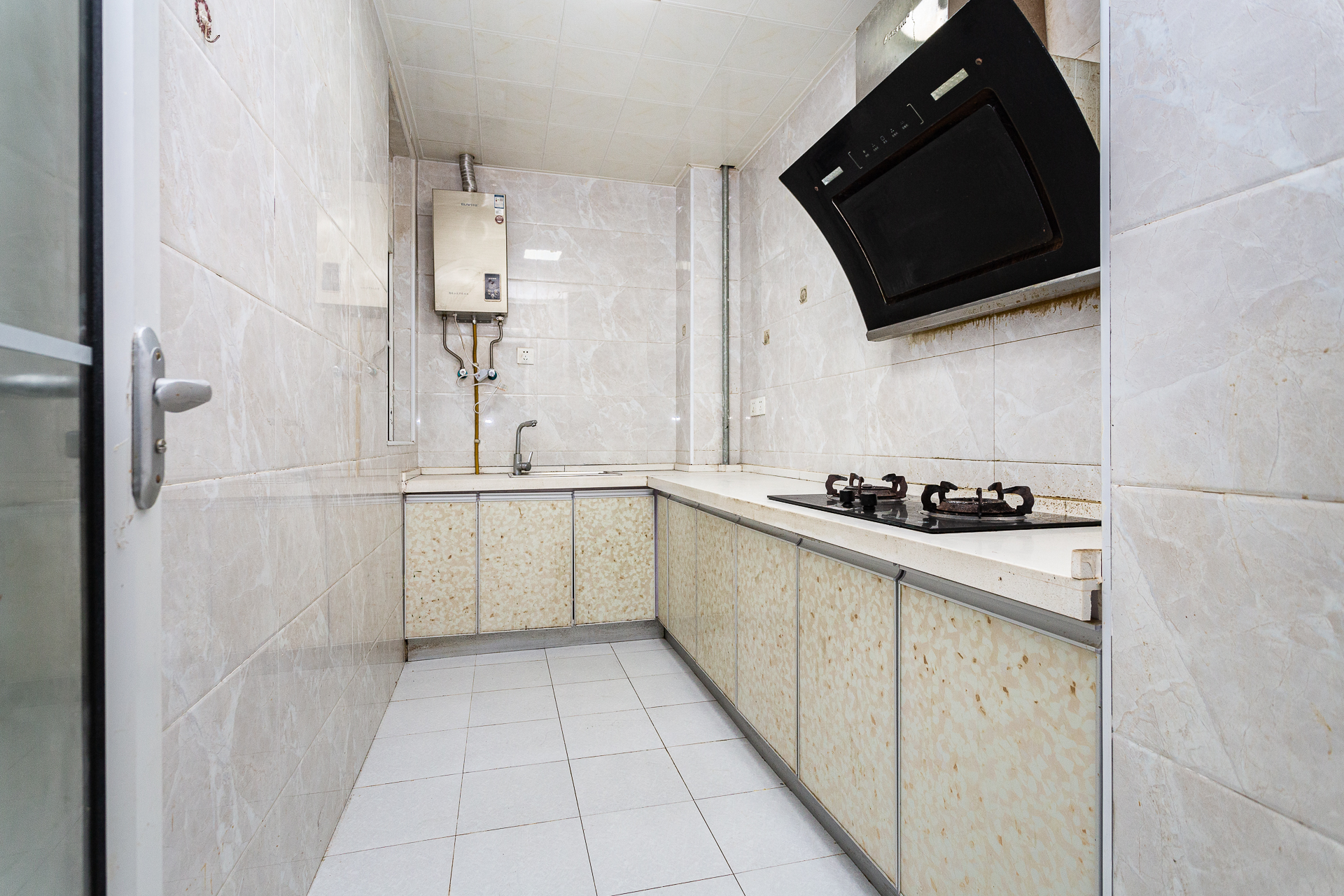 嘉宇银杉(嘉宇西苑) 3室1厅1卫 86.0万 嘉宇银杉(嘉宇西苑) 3室1厅1卫 86.0万厨房