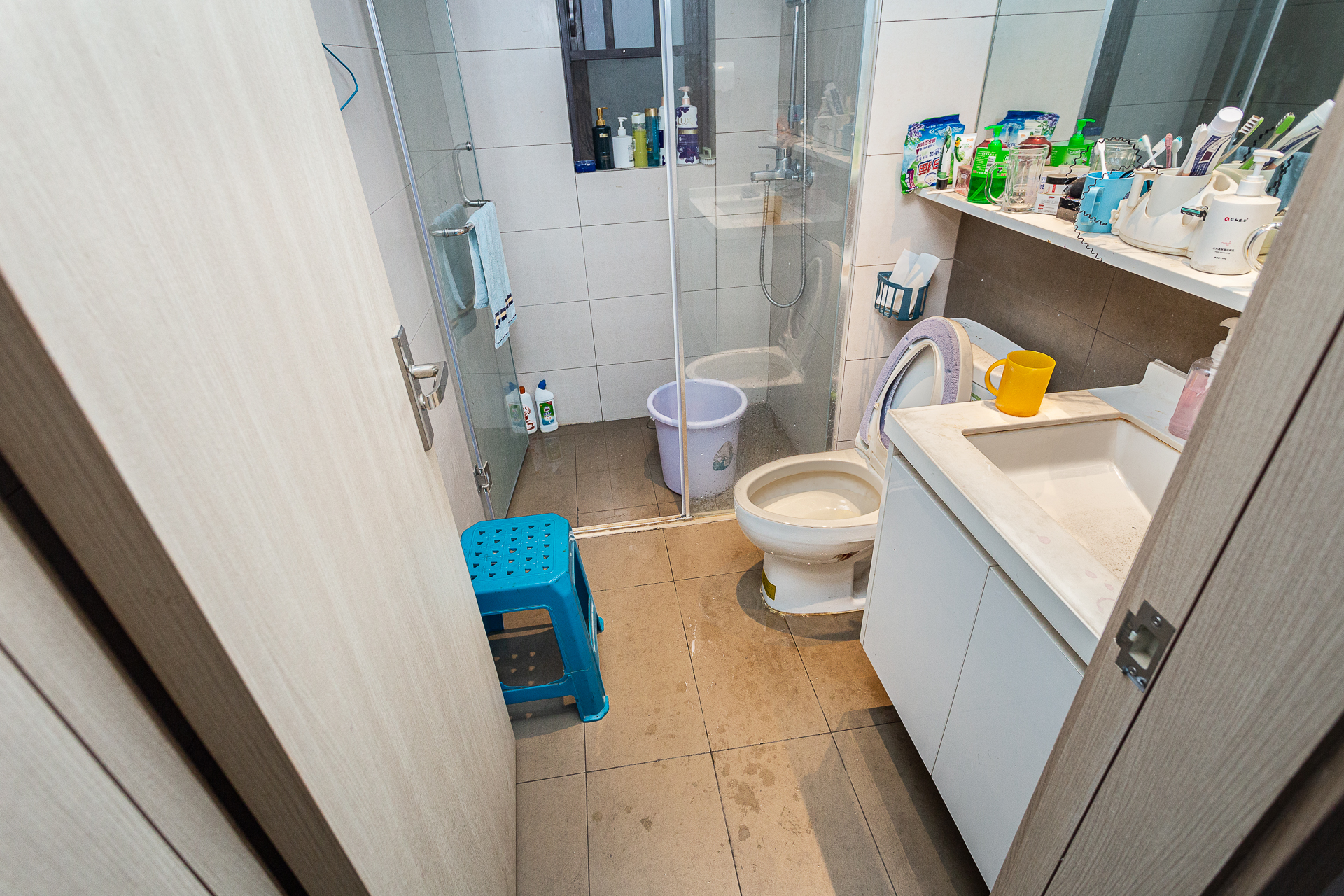 时代倾城五期 4室2厅1卫 80.0万 时代倾城五期 4室2厅1卫 80.0万卫生间