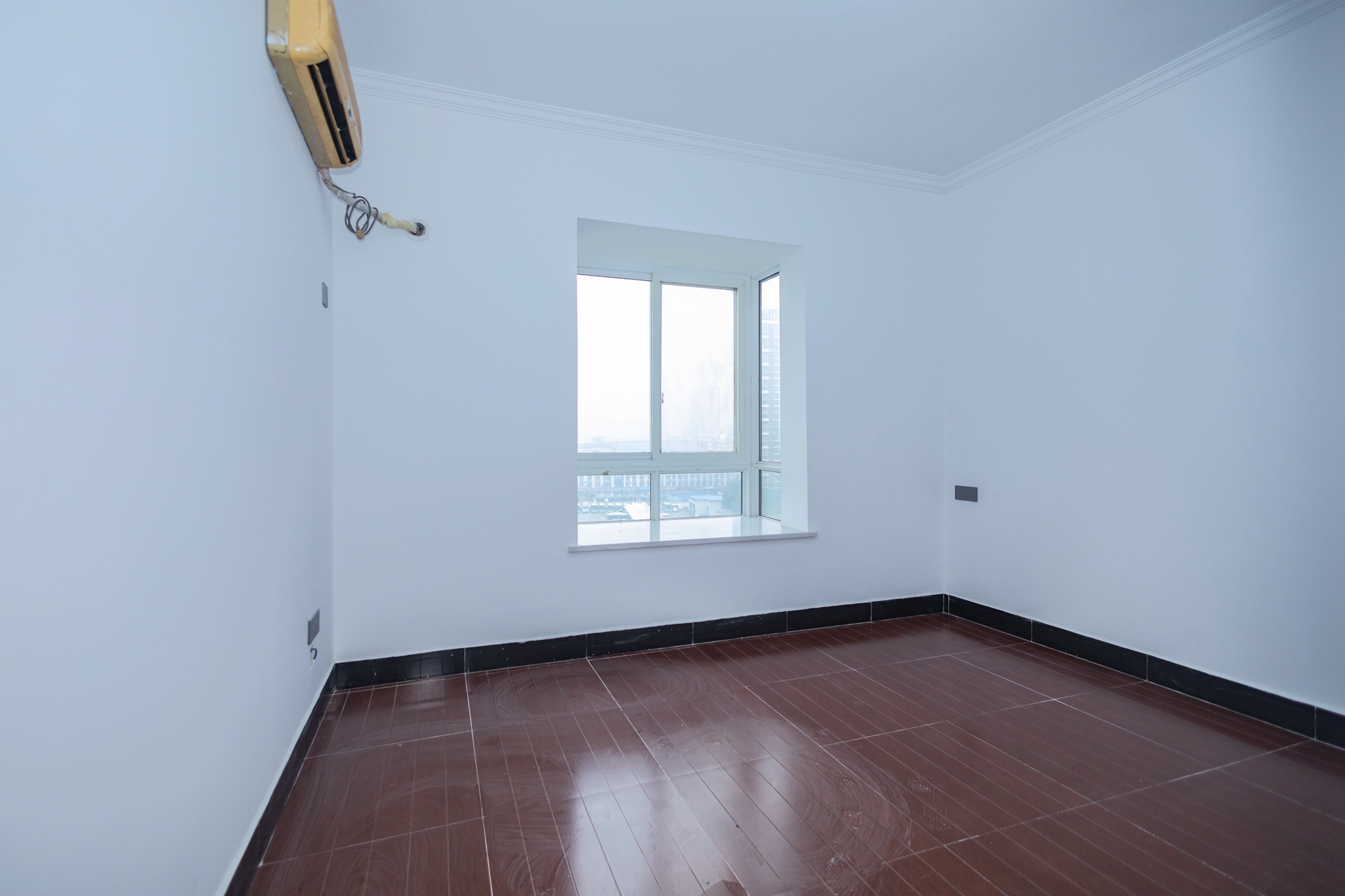 楚天馨苑  3室2厅2卫    99.0万 楚天馨苑  3室2厅2卫    99.0万卧室