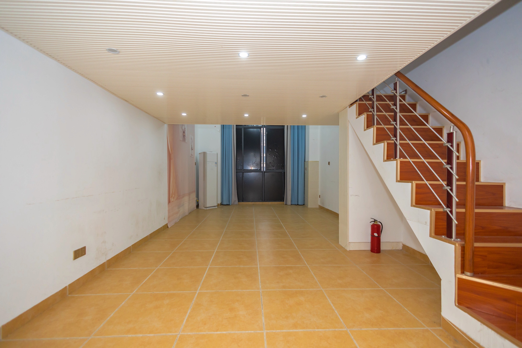 金科时代中心 1室1厅1卫 40.0万 金科时代中心 1室1厅1卫 40.0万客厅