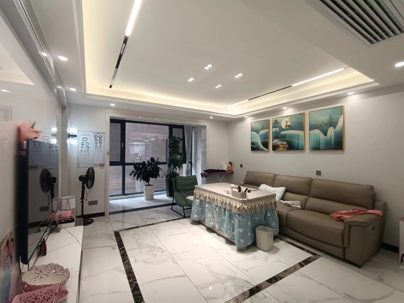 庐山春天二期曼城 4室2厅2卫 98.8万 庐山春天二期曼城 4室2厅2卫 98.8万室内图