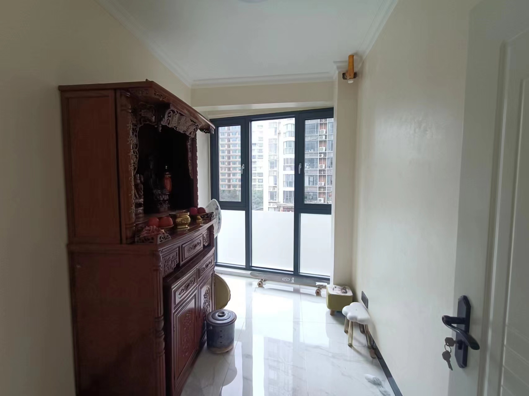 庐山春天二期曼城 4室2厅2卫 98.8万 庐山春天二期曼城 4室2厅2卫 98.8万室内图