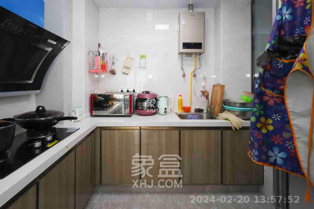 世茂铂翠湾四期（世茂悦享）  3室2厅1卫   3000.00元/月室内图