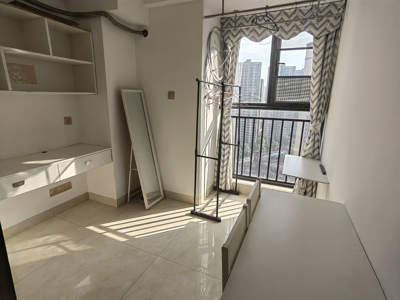 中建御山和苑 1室1厅1卫 36.0万 中建御山和苑 1室1厅1卫 36.0万室内图