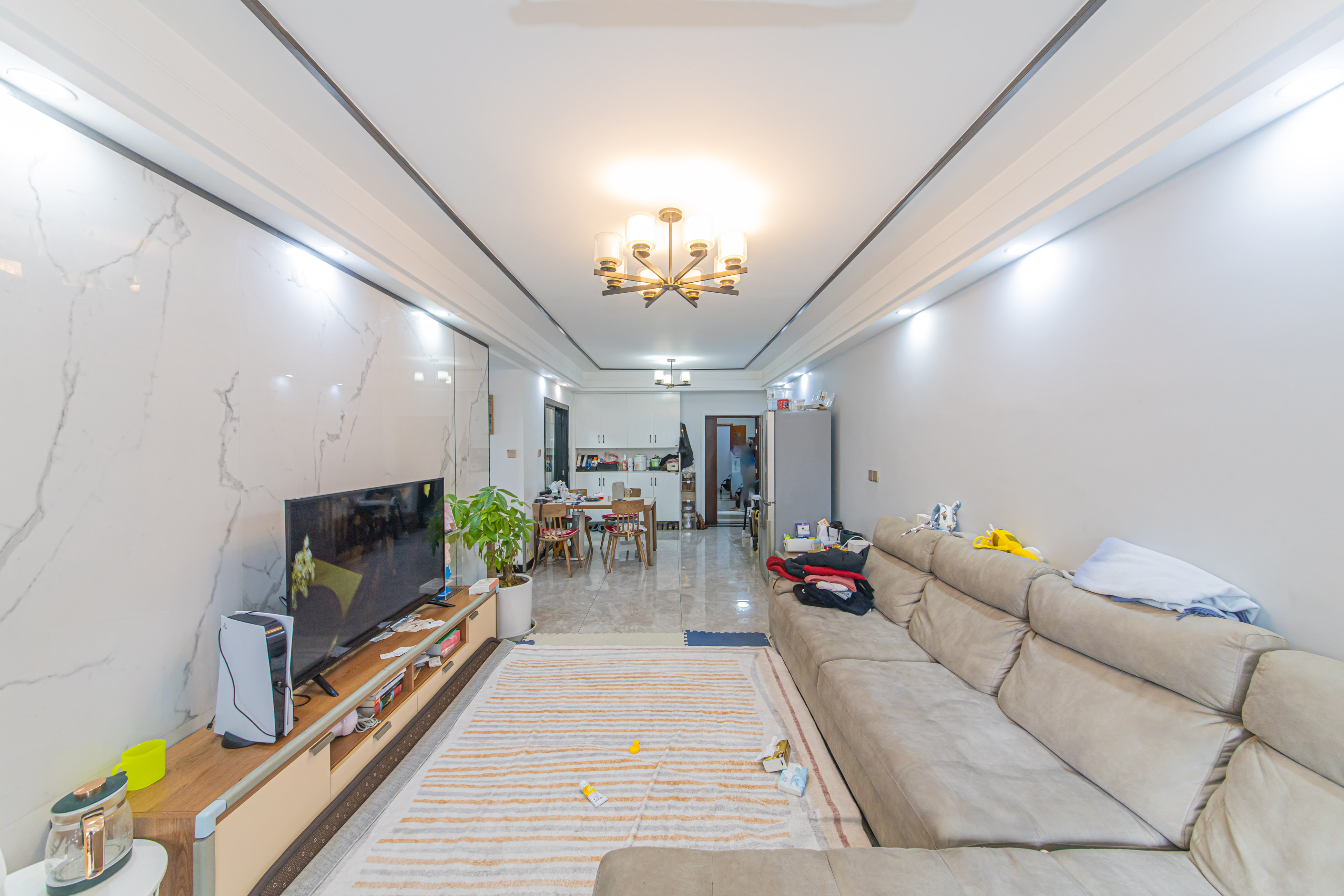 鑫远悦城(鑫远悦时代) 3室2厅1卫 102.0万 鑫远悦城(鑫远悦时代) 3室2厅1卫 102.0万客厅