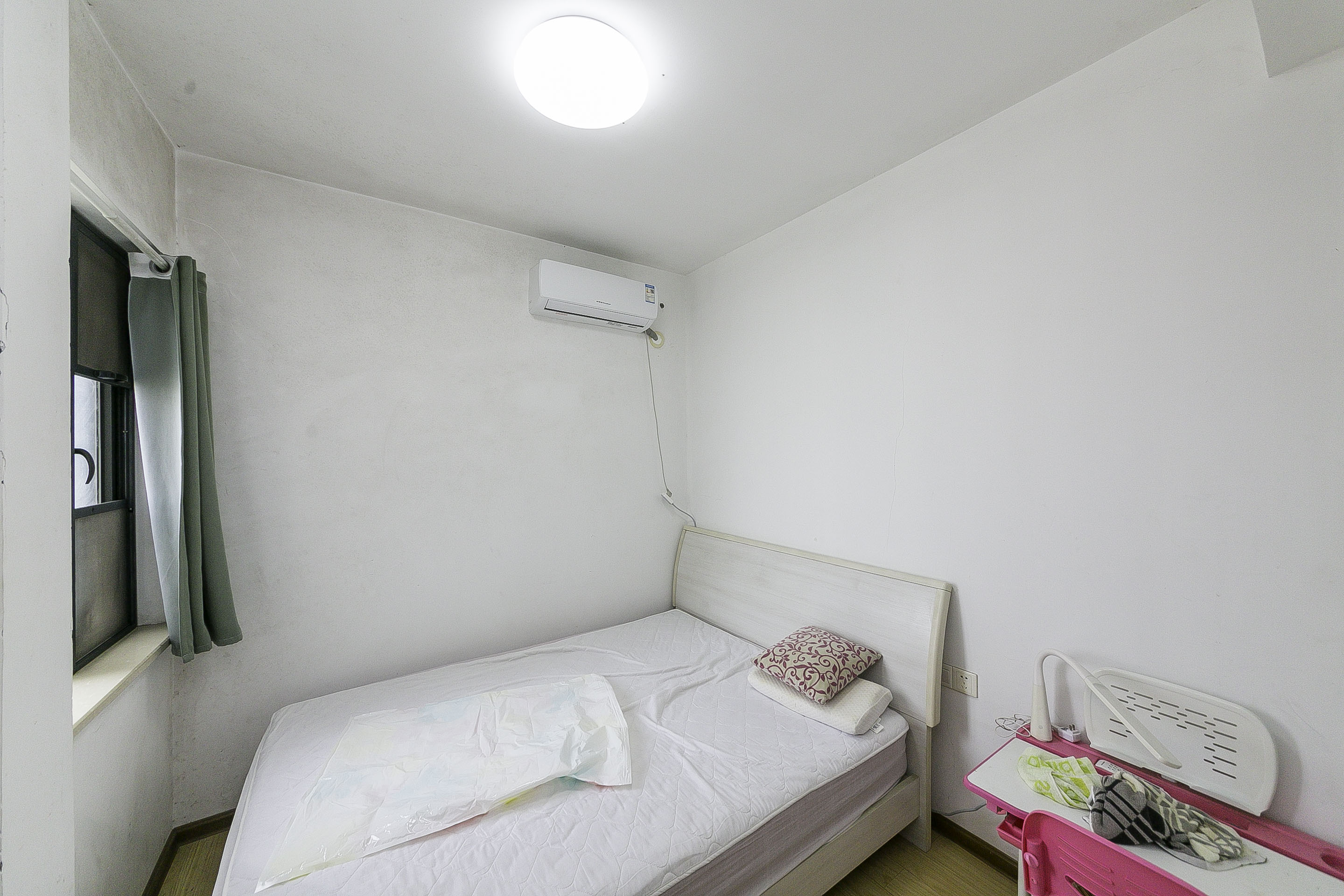 和庄  2室2厅1卫   72.00万卧室