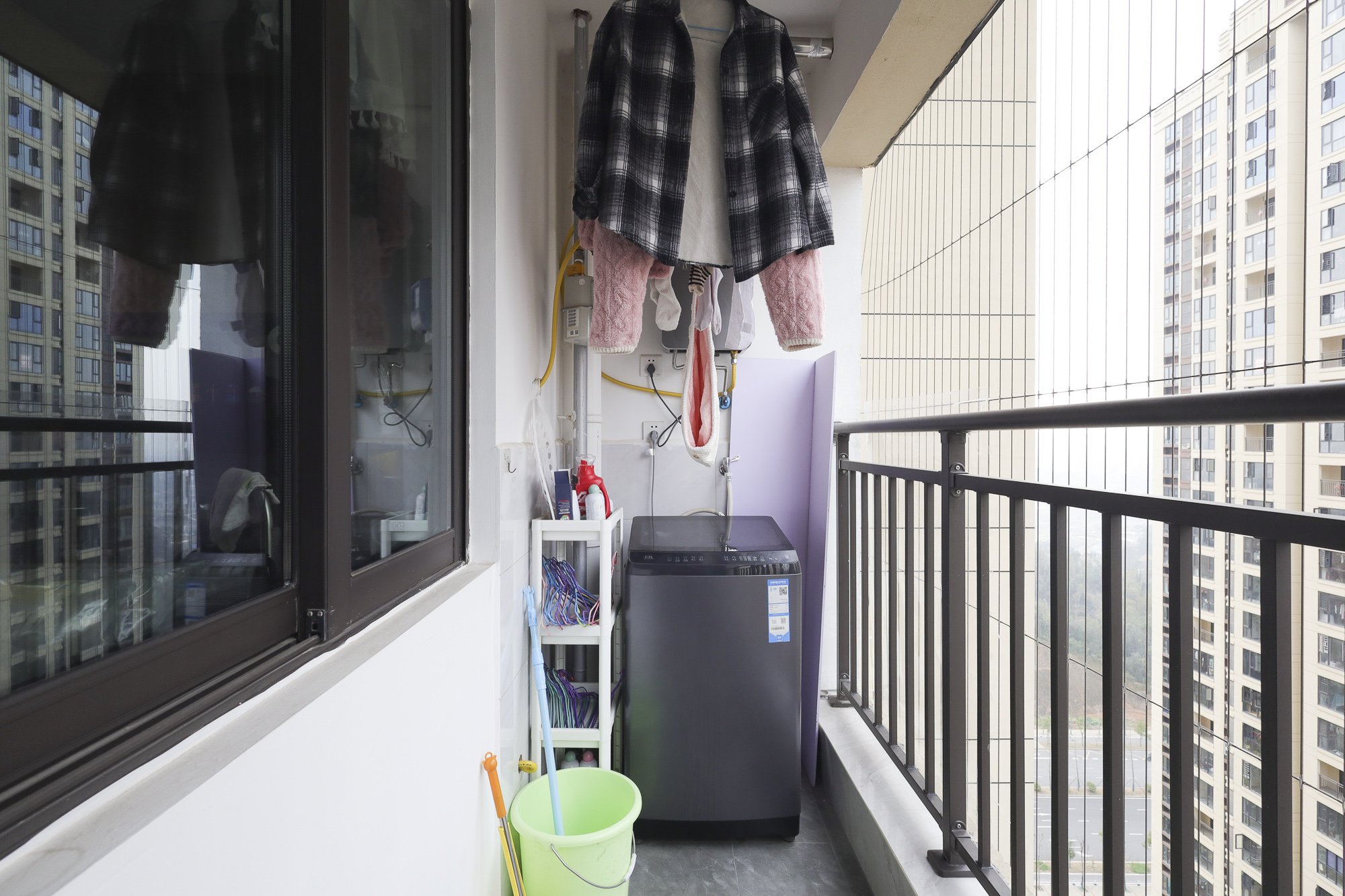 恒基旭辉湖山赋  3室2厅2卫   118.00万阳台