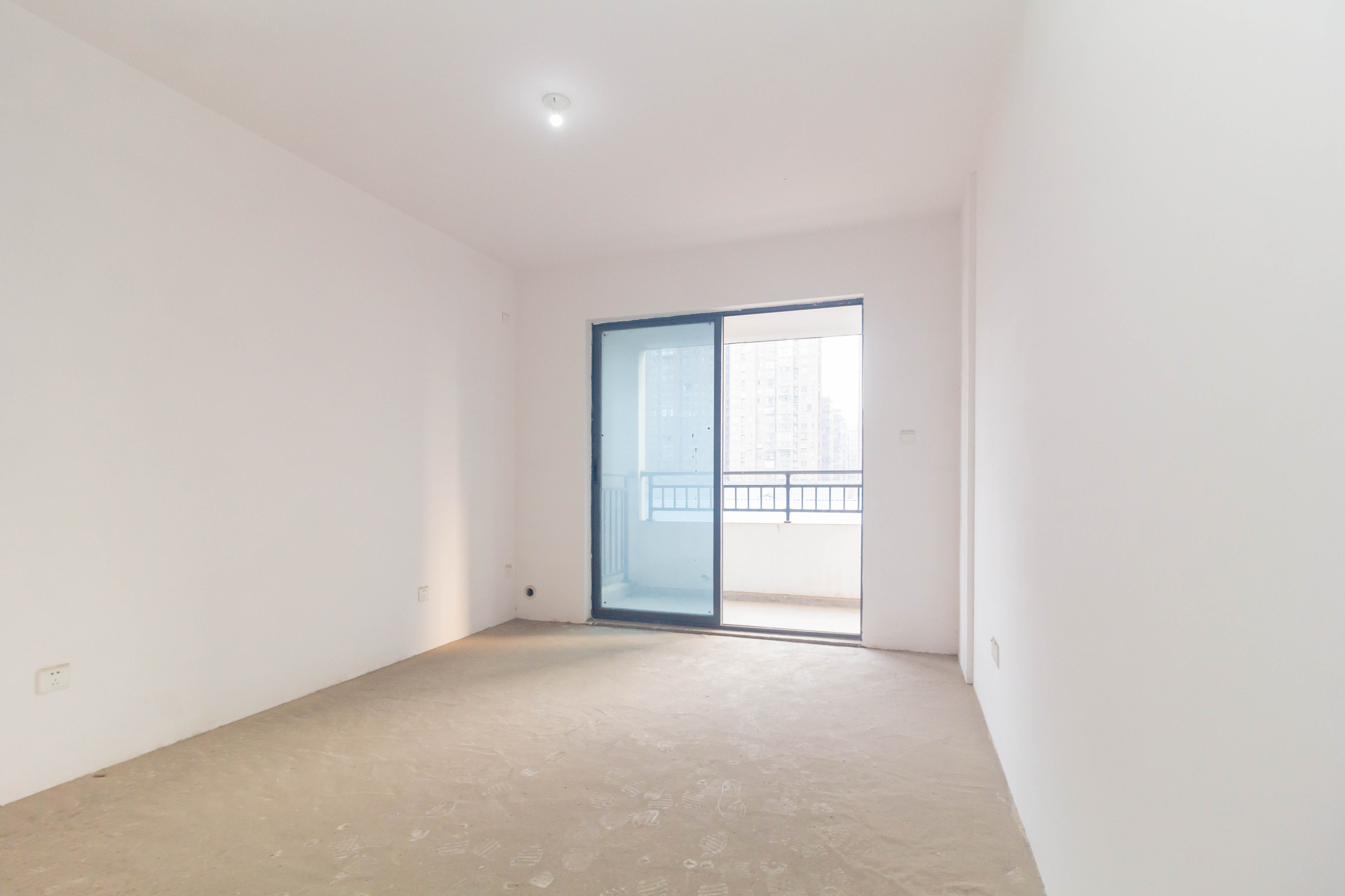 中国铁建国际城二期 2室2厅1卫 43.8万 中国铁建国际城二期 2室2厅1卫 43.8万客厅