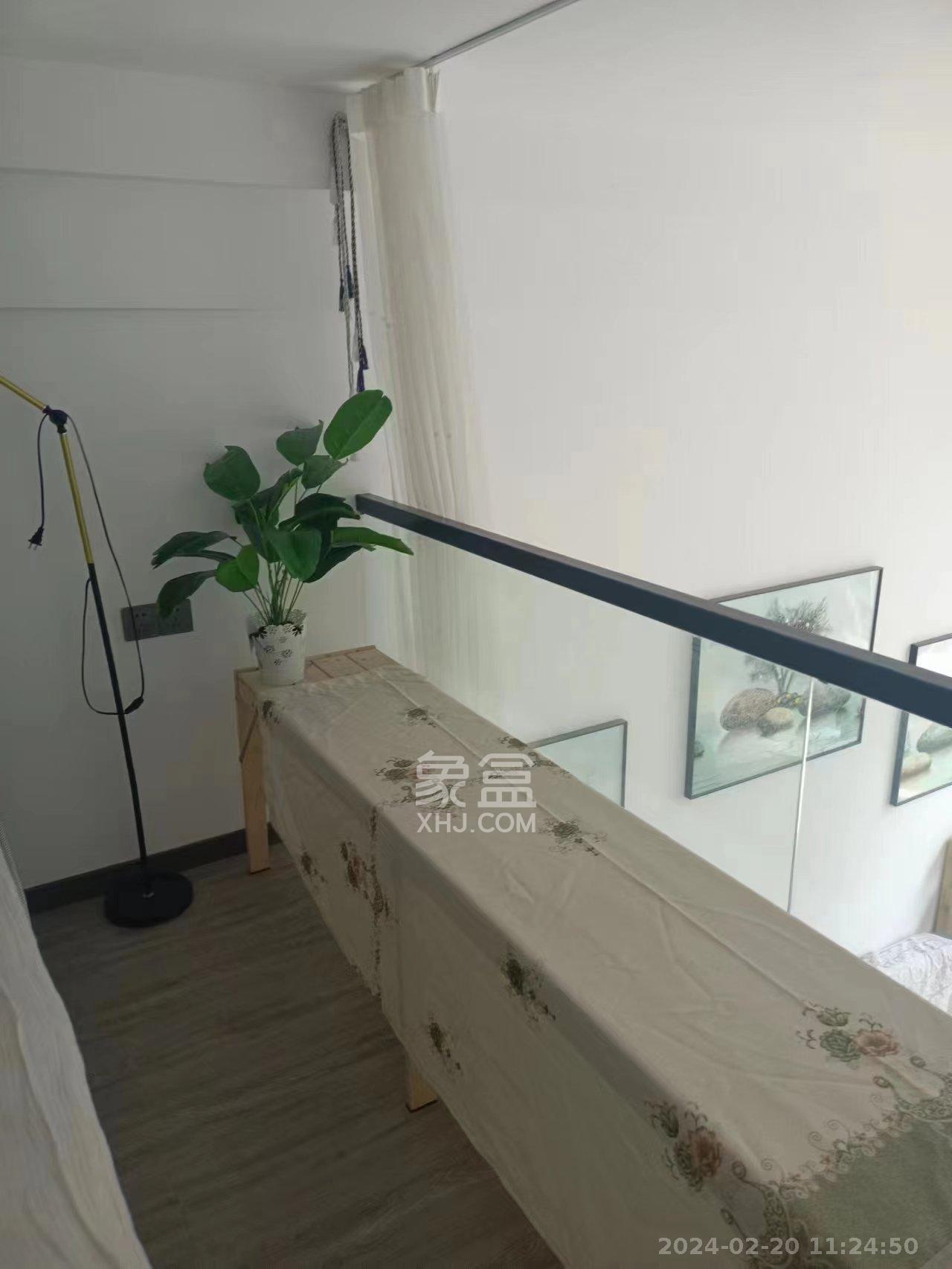 信诚湘江揽月（至善美景大厦）  2室1厅1卫   1800.00元/月室内图
