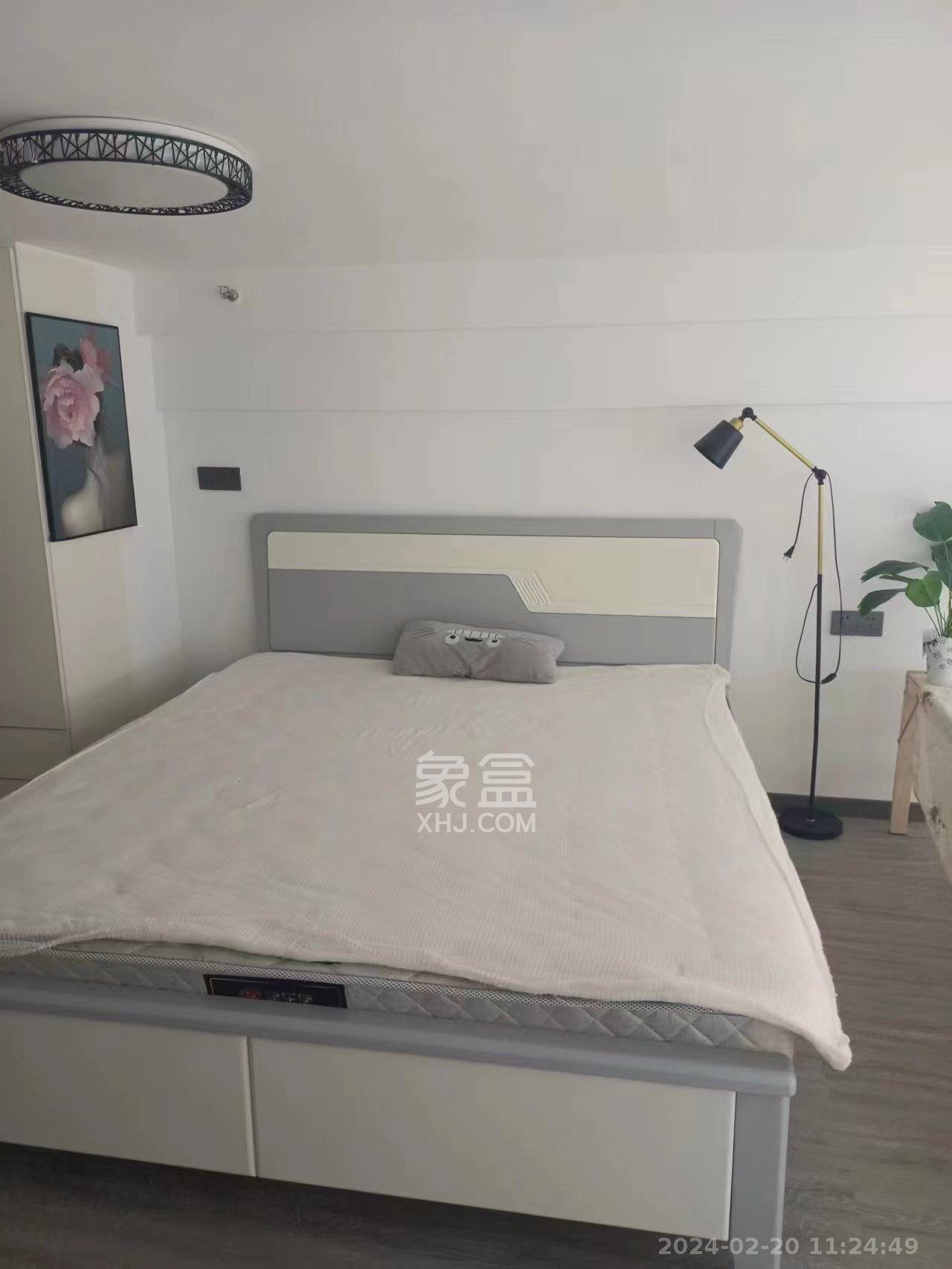 信诚湘江揽月（至善美景大厦）  2室1厅1卫   1800.00元/月室内图