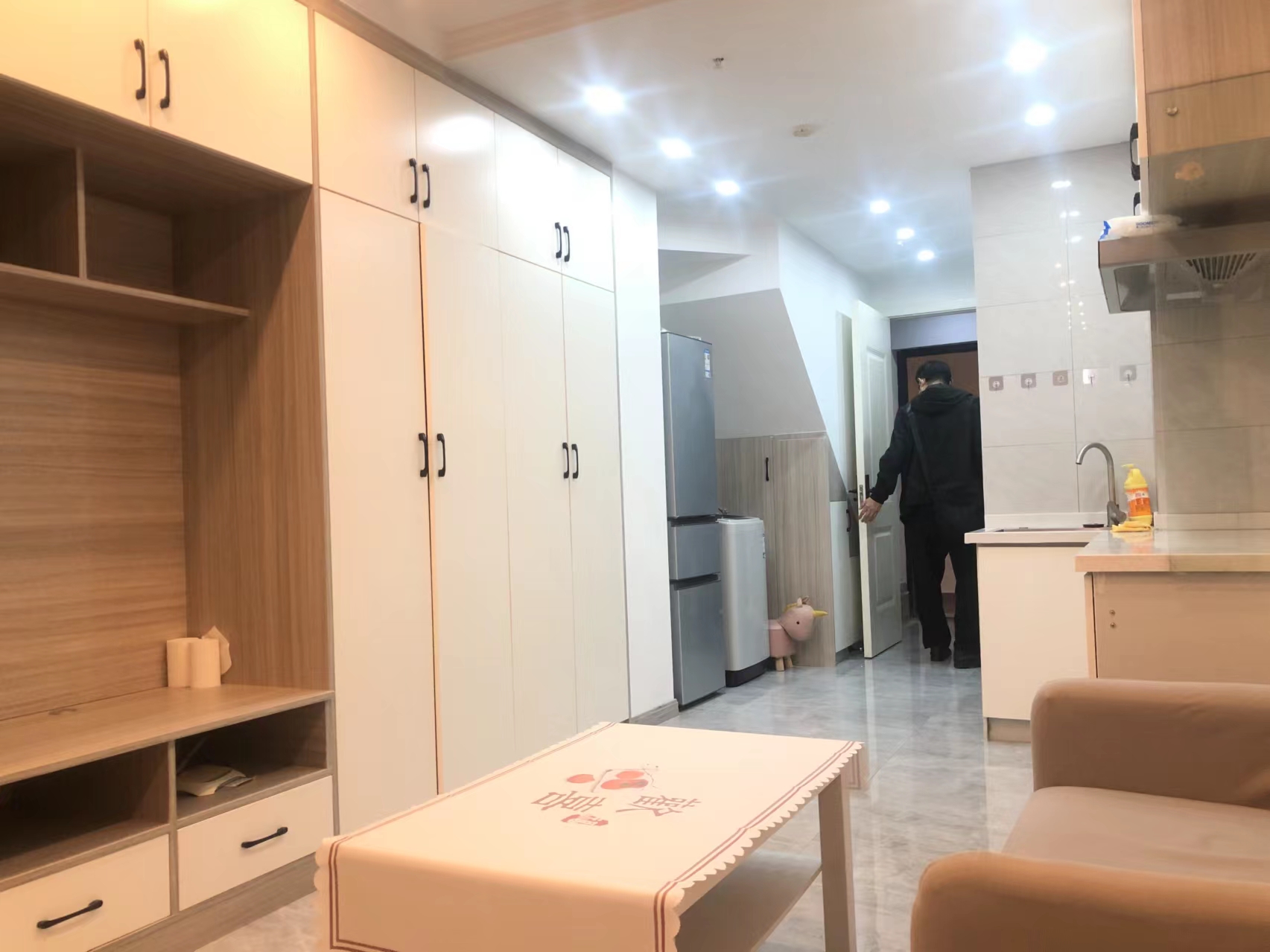 阳光城启航中心  1室1厅1卫   1200.00元/月室内图