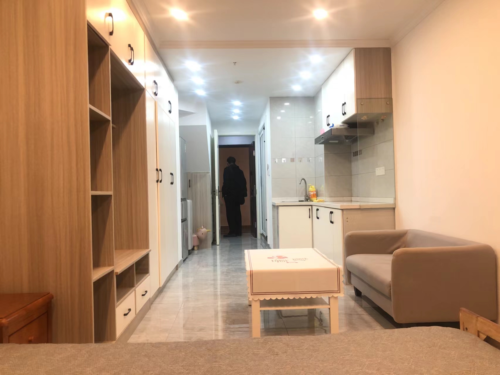 阳光城启航中心  1室1厅1卫   1200.00元/月室内图1