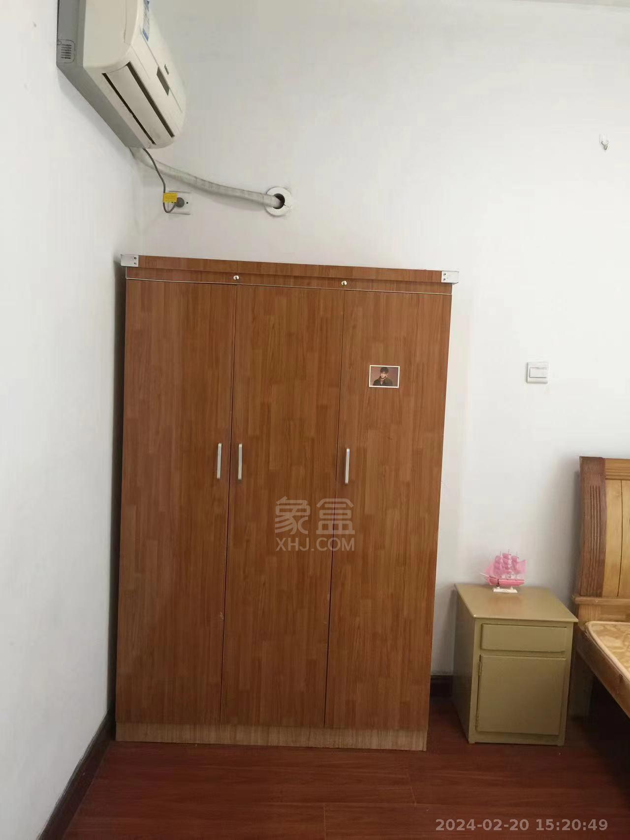 紫金名门  2室2厅1卫   1500.00元/月室内图