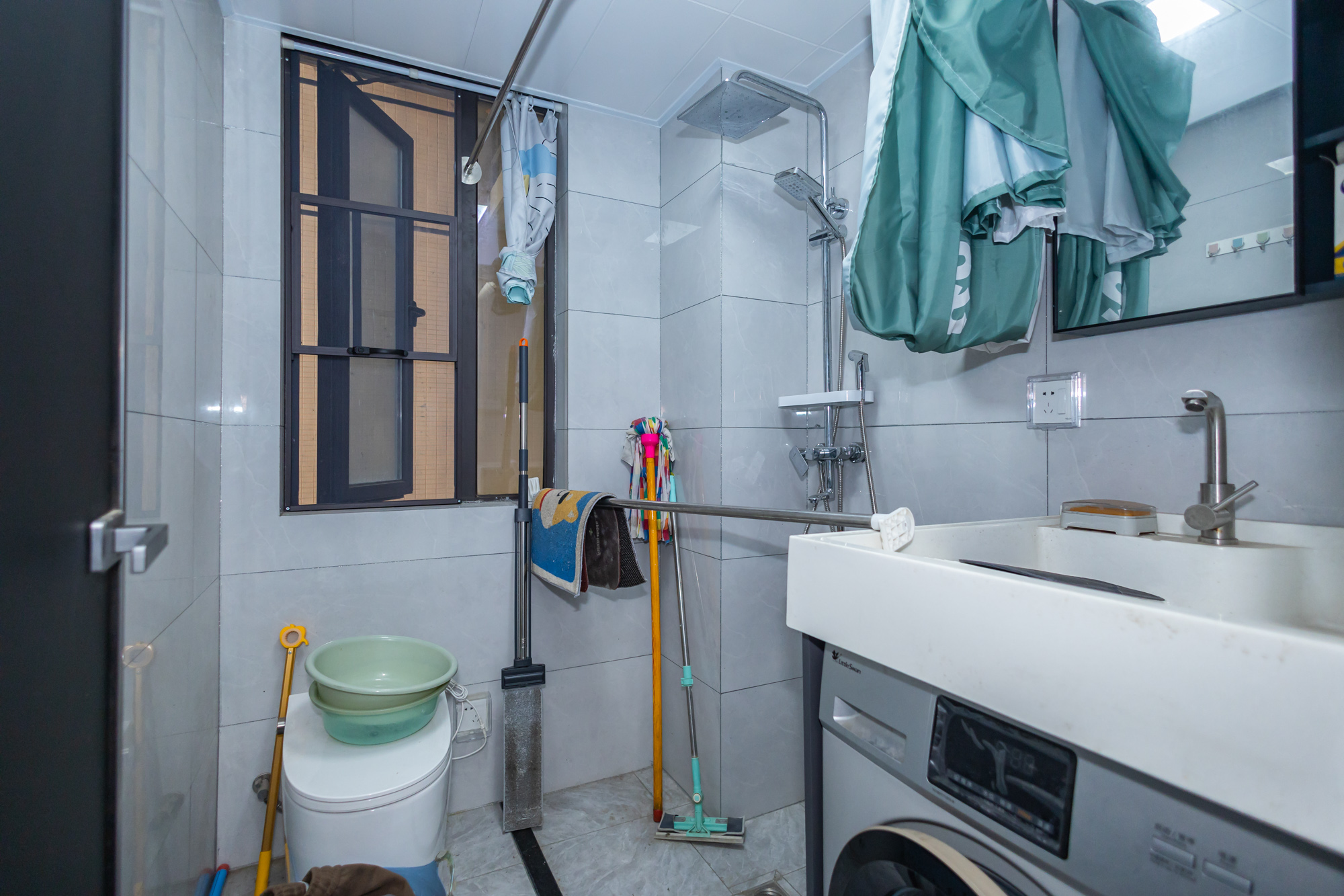 星雅美辰 3室2厅2卫 110.0万 星雅美辰 3室2厅2卫 110.0万卫生间