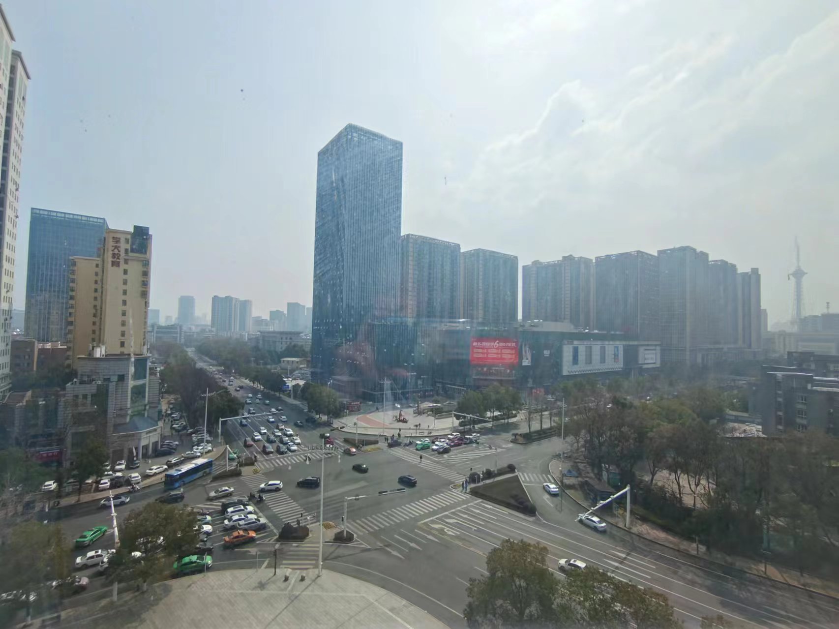 庐山一号  1室1厅1卫    28.8万 庐山一号  1室1厅1卫    28.8万室内图