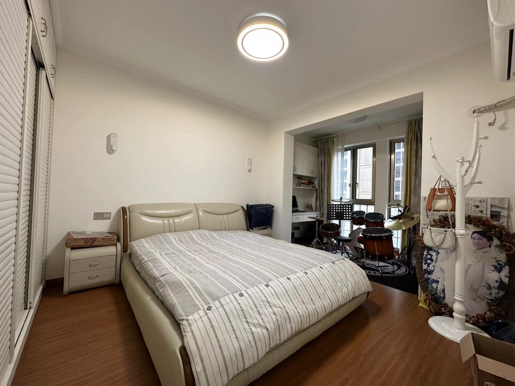 泰山公馆 3室2厅1卫 69.8万 泰山公馆 3室2厅1卫 69.8万室内图