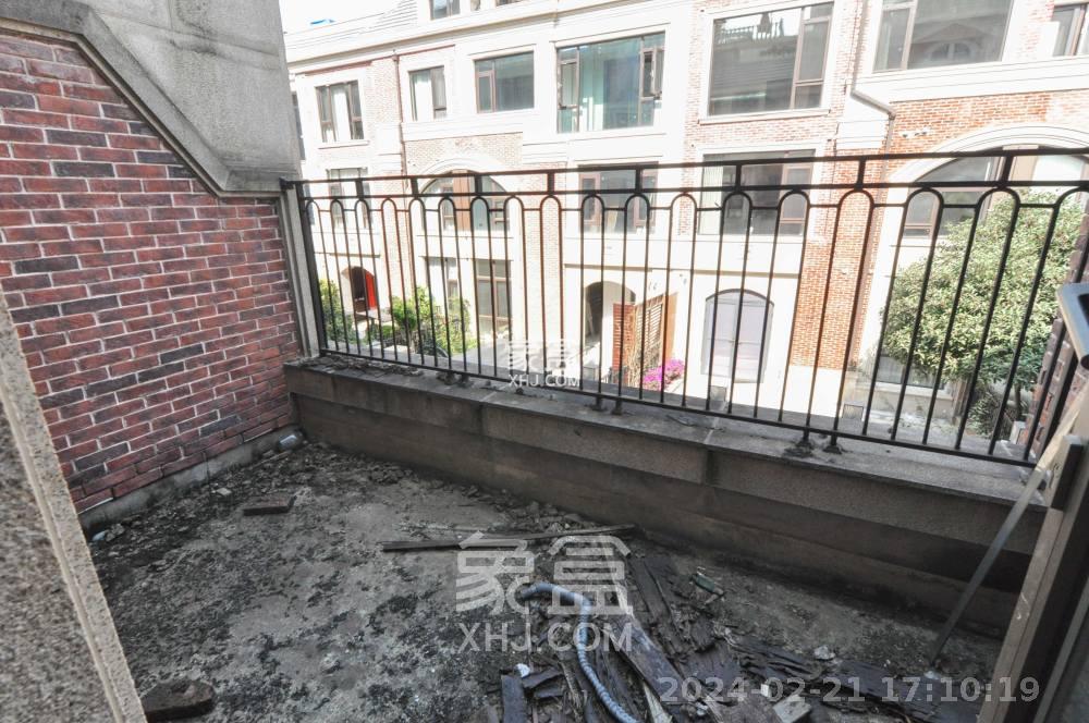 金茂梅溪湖  5室3厅4卫   10000.00元/月室内图