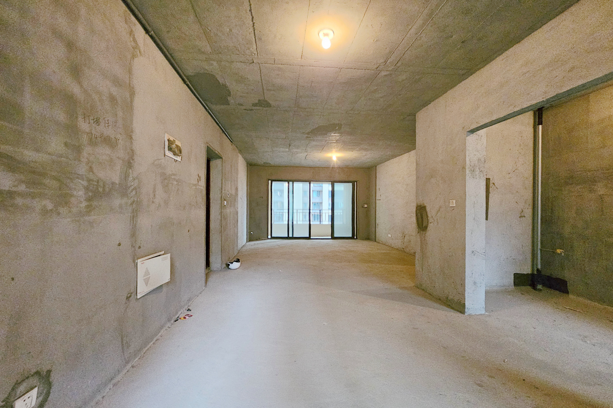 阳光城尚东湾青云苑 4室2厅2卫 123.0万 阳光城尚东湾青云苑 4室2厅2卫 123.0万客厅