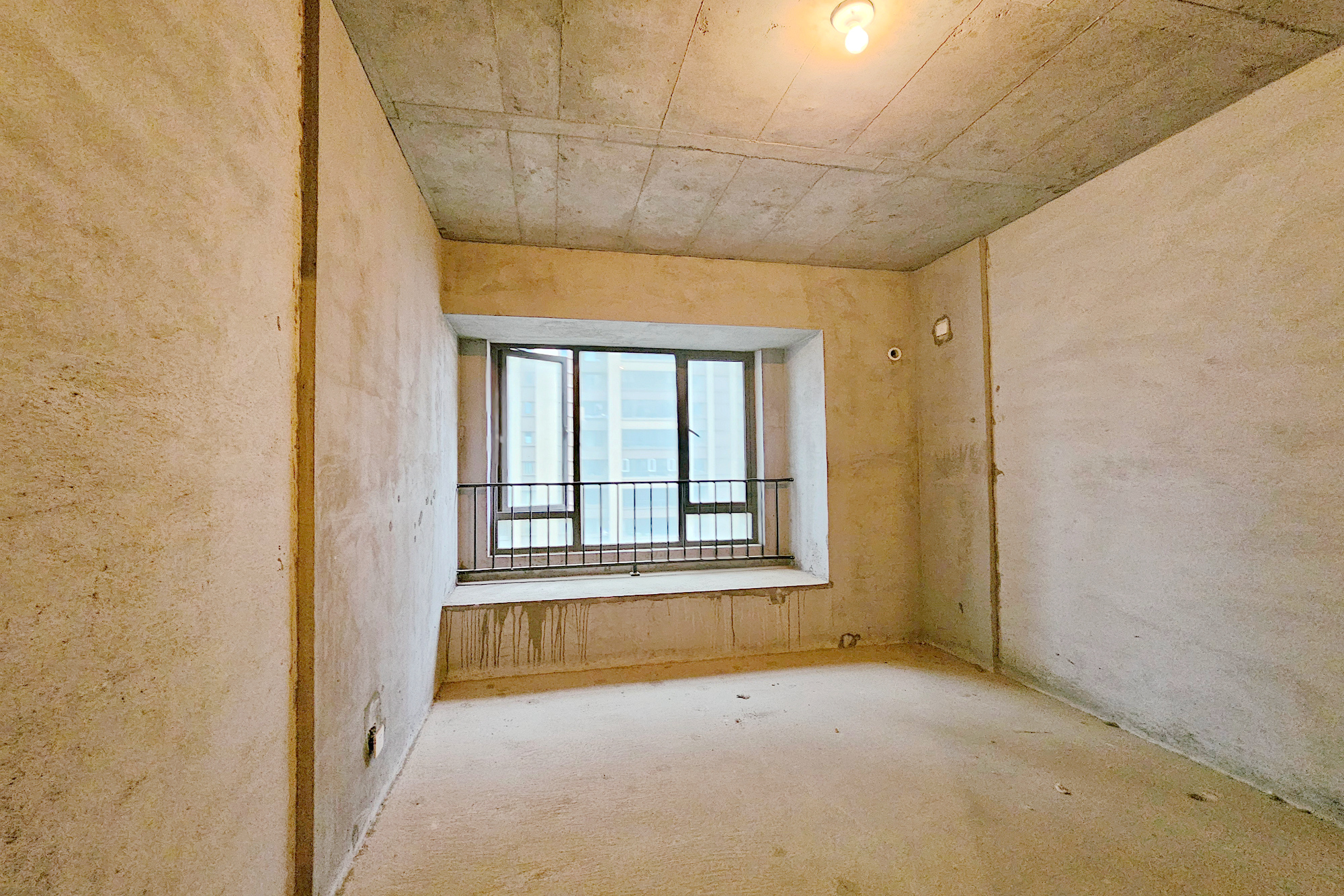 阳光城尚东湾青云苑 4室2厅2卫 123.0万 阳光城尚东湾青云苑 4室2厅2卫 123.0万卧室